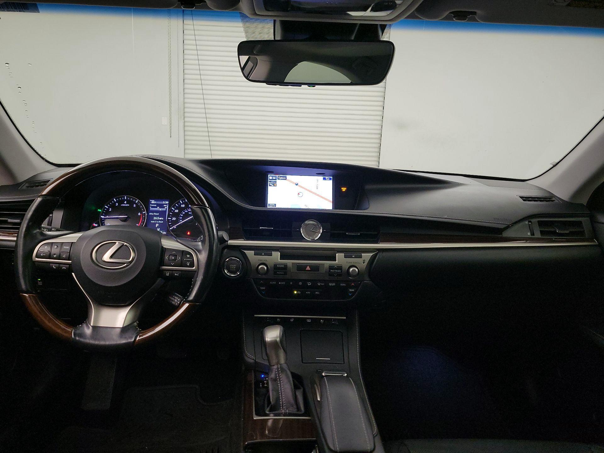 Thumbnail: 2016 Lexus ES - 9