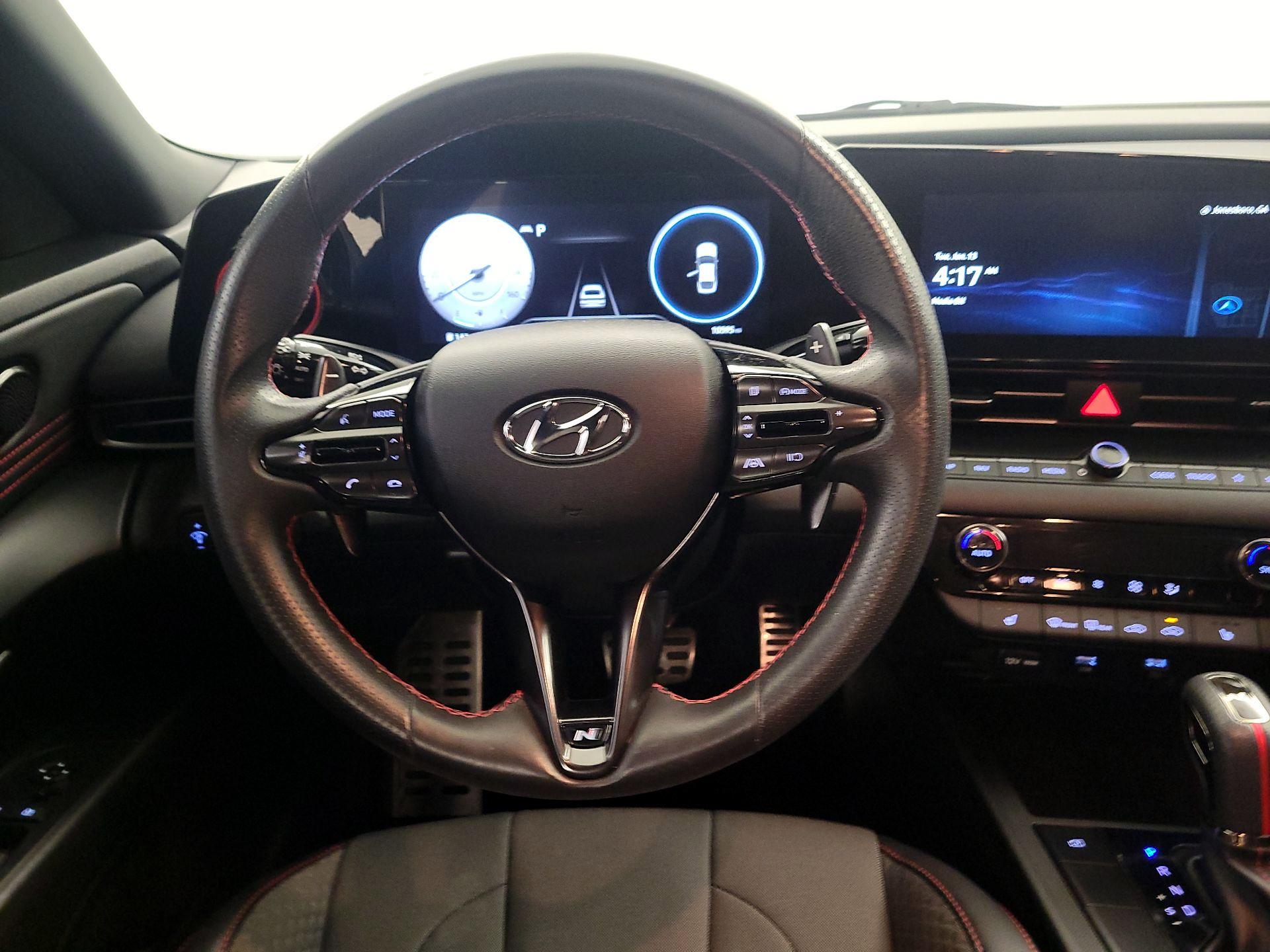 Thumbnail: 2023 Hyundai Elantra - 10