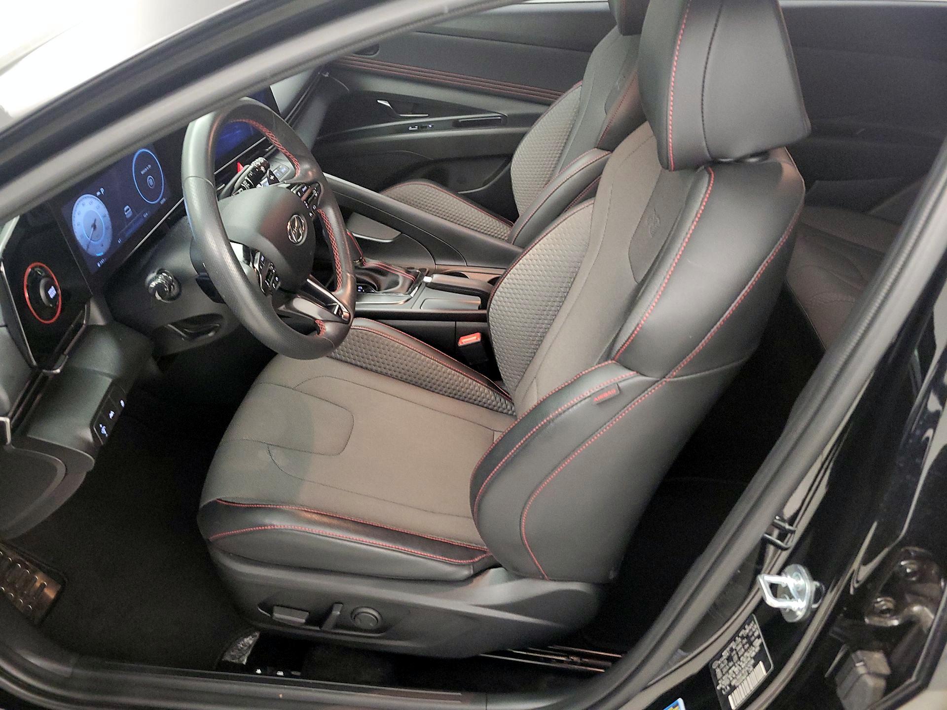 Thumbnail: 2023 Hyundai Elantra - 11