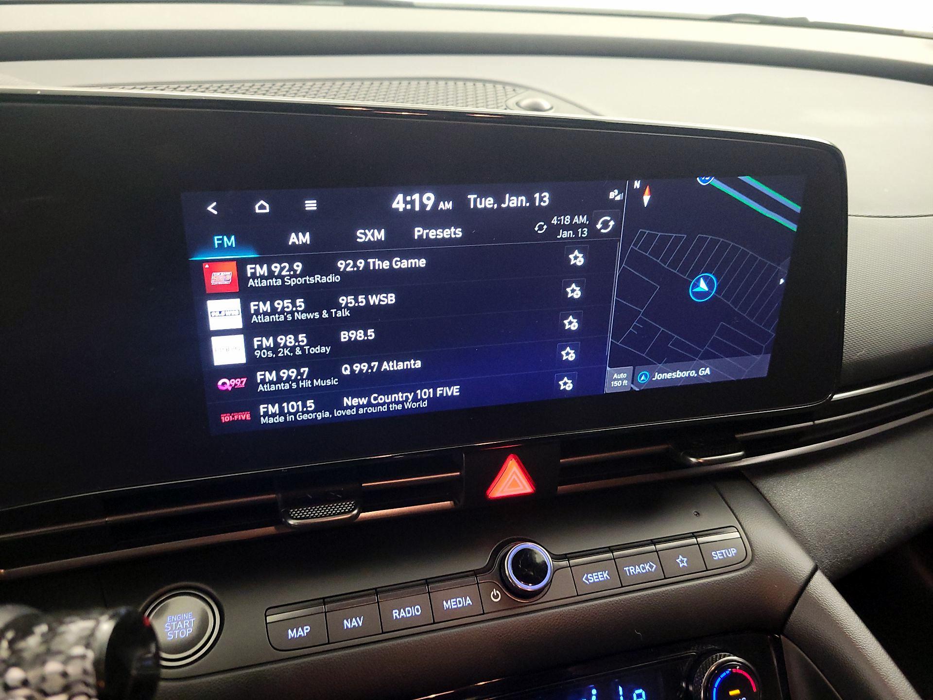 Thumbnail: 2023 Hyundai Elantra - 16