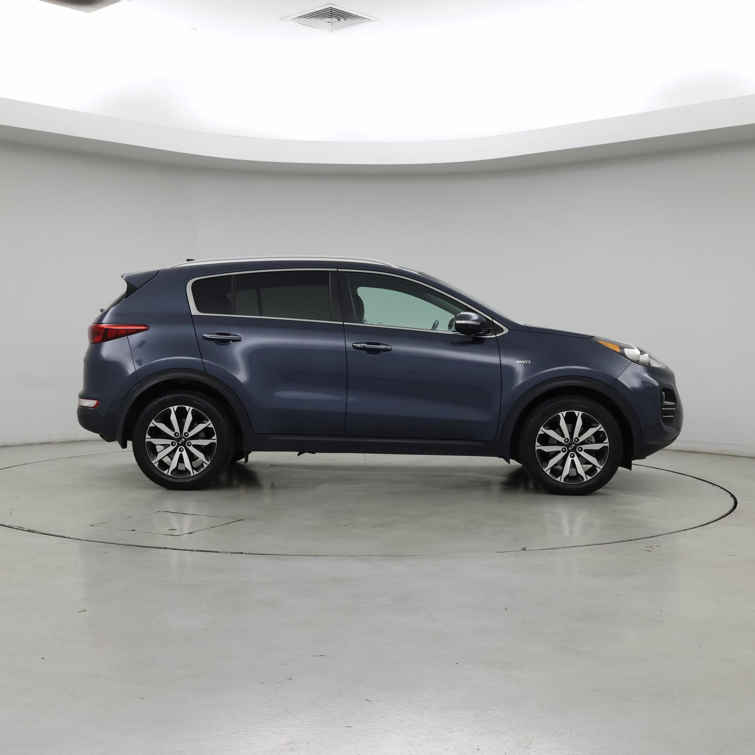 Thumbnail: 2017 Kia Sportage - 7