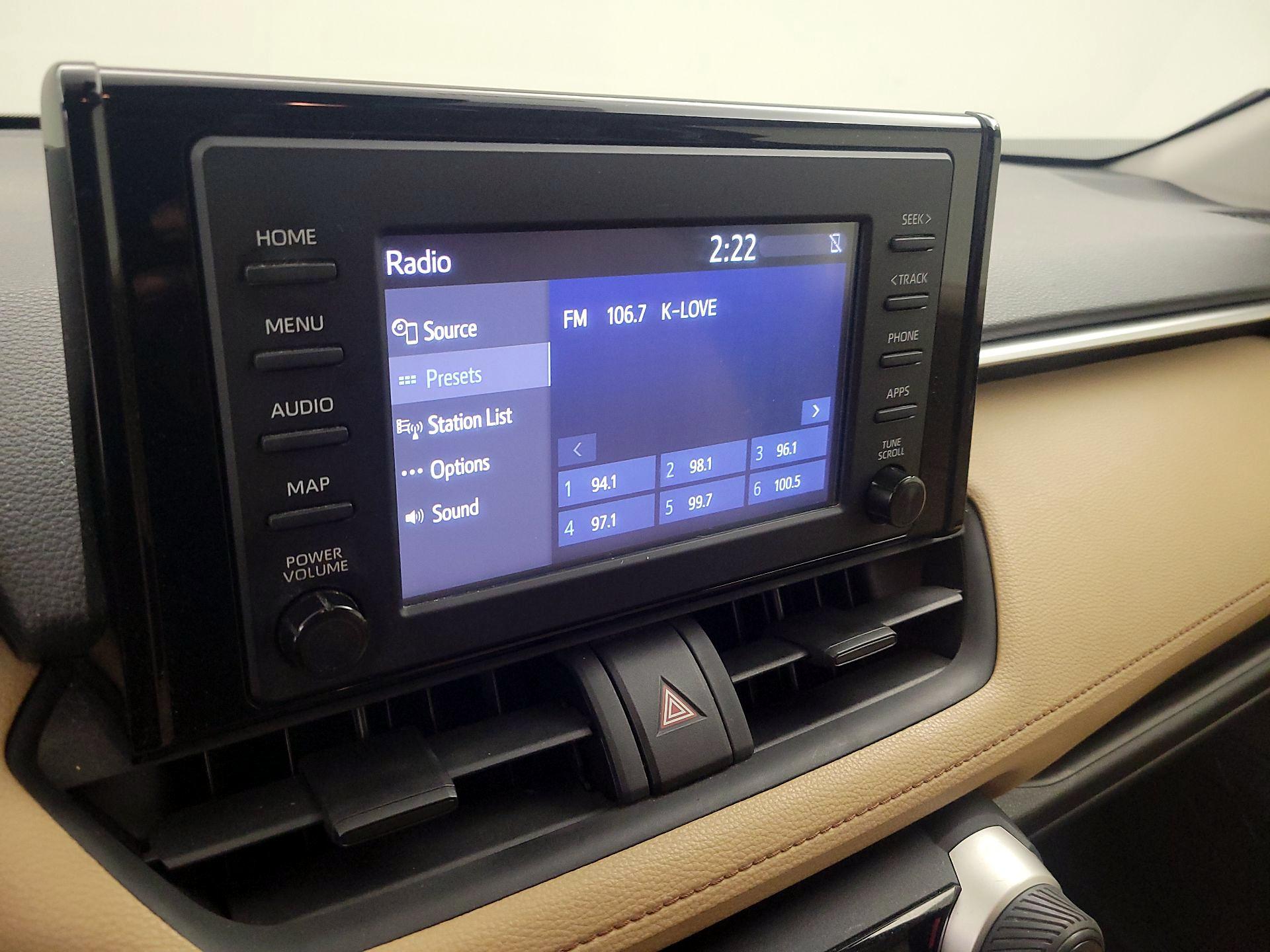 Thumbnail: 2019 Toyota RAV4 - 15