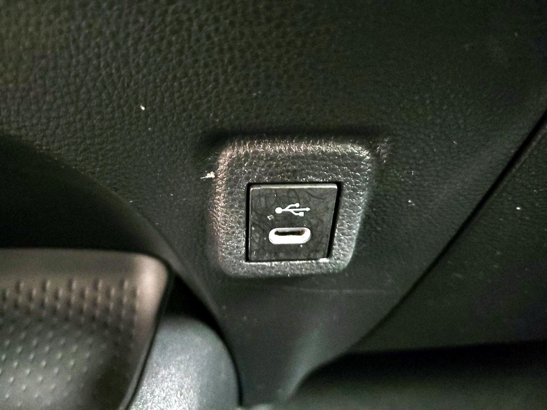 Thumbnail: 2024 Toyota Corolla - 18