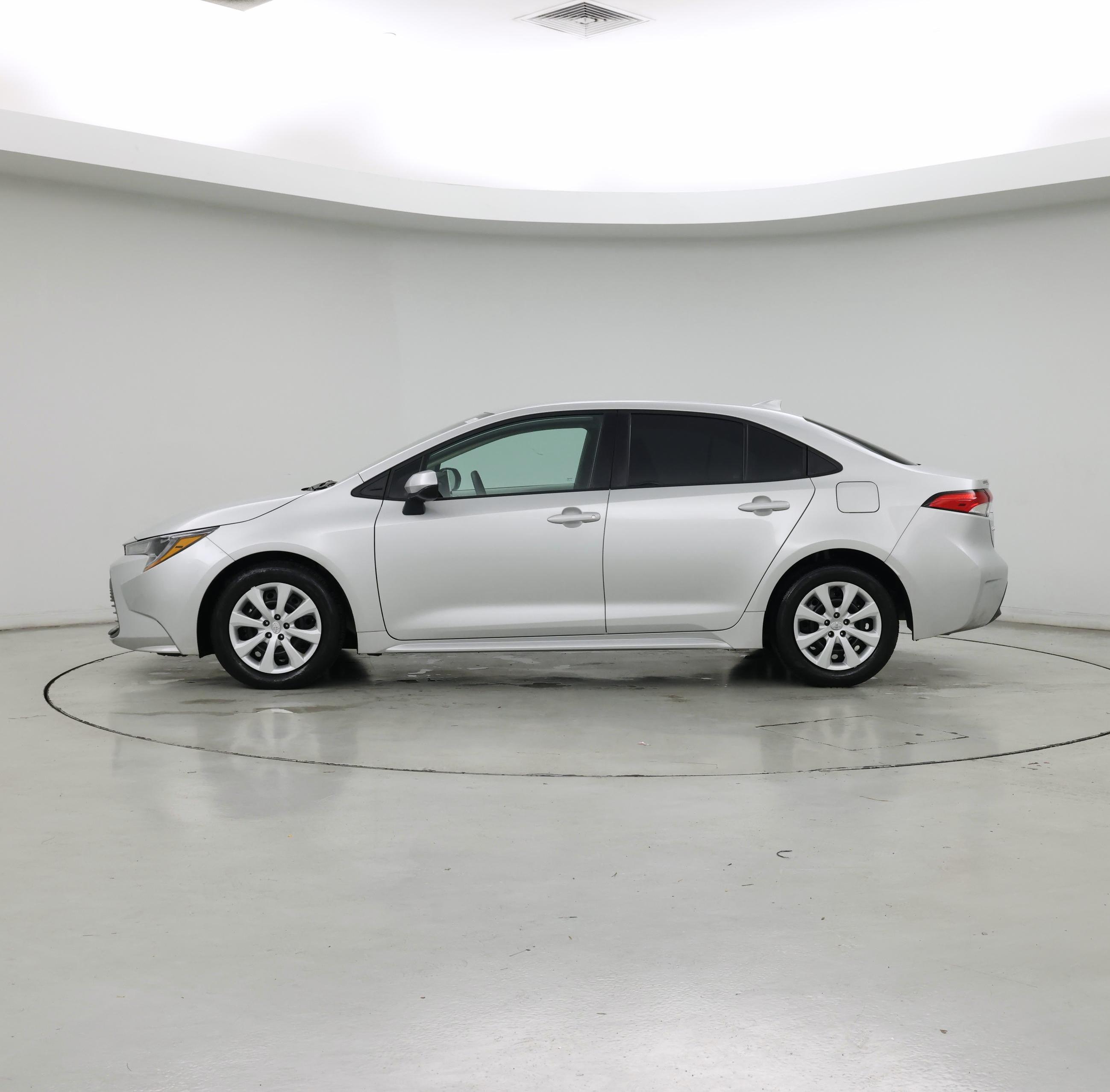 Thumbnail: 2024 Toyota Corolla - 3