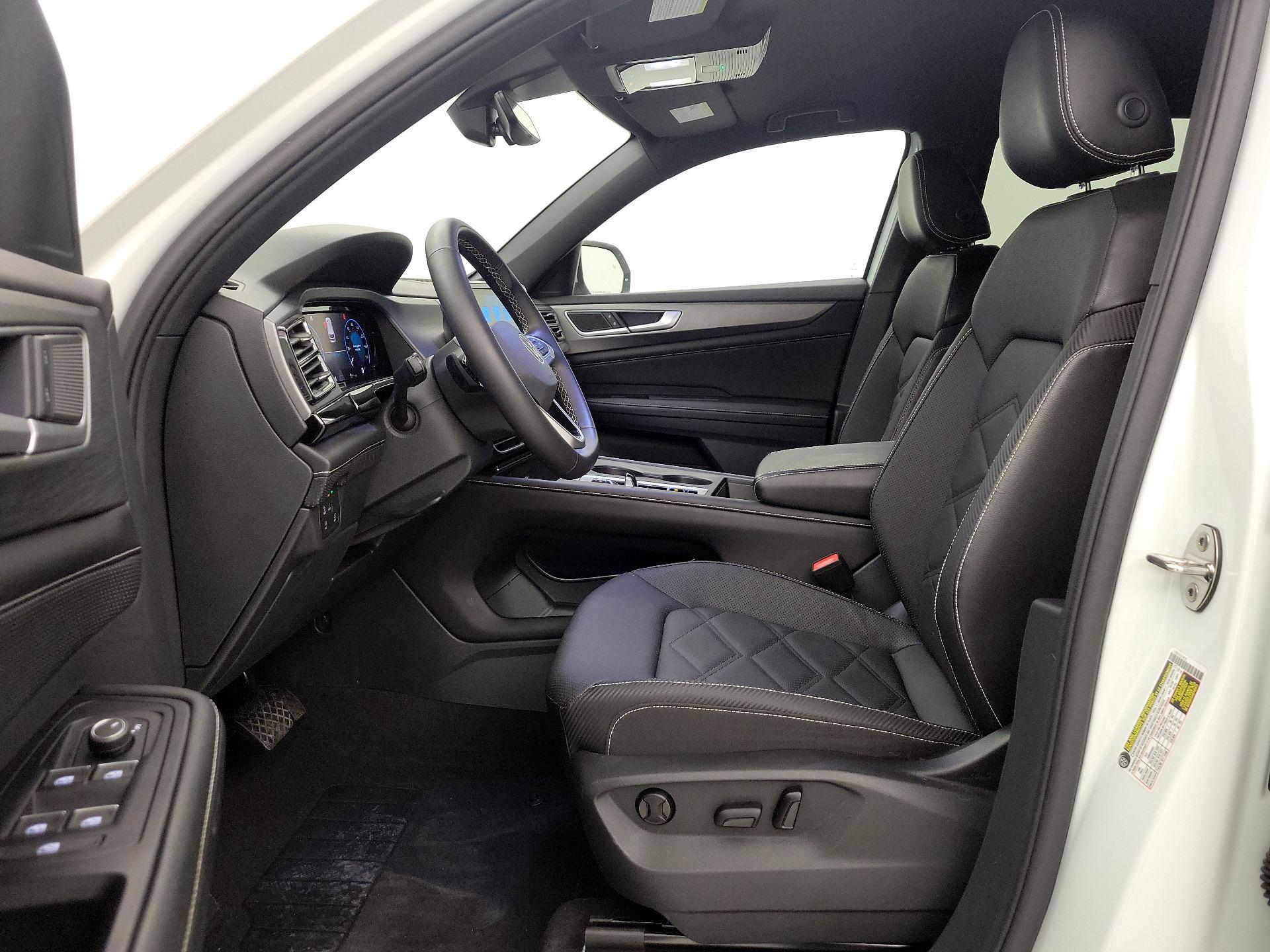 Thumbnail: 2024 Volkswagen Atlas - 11