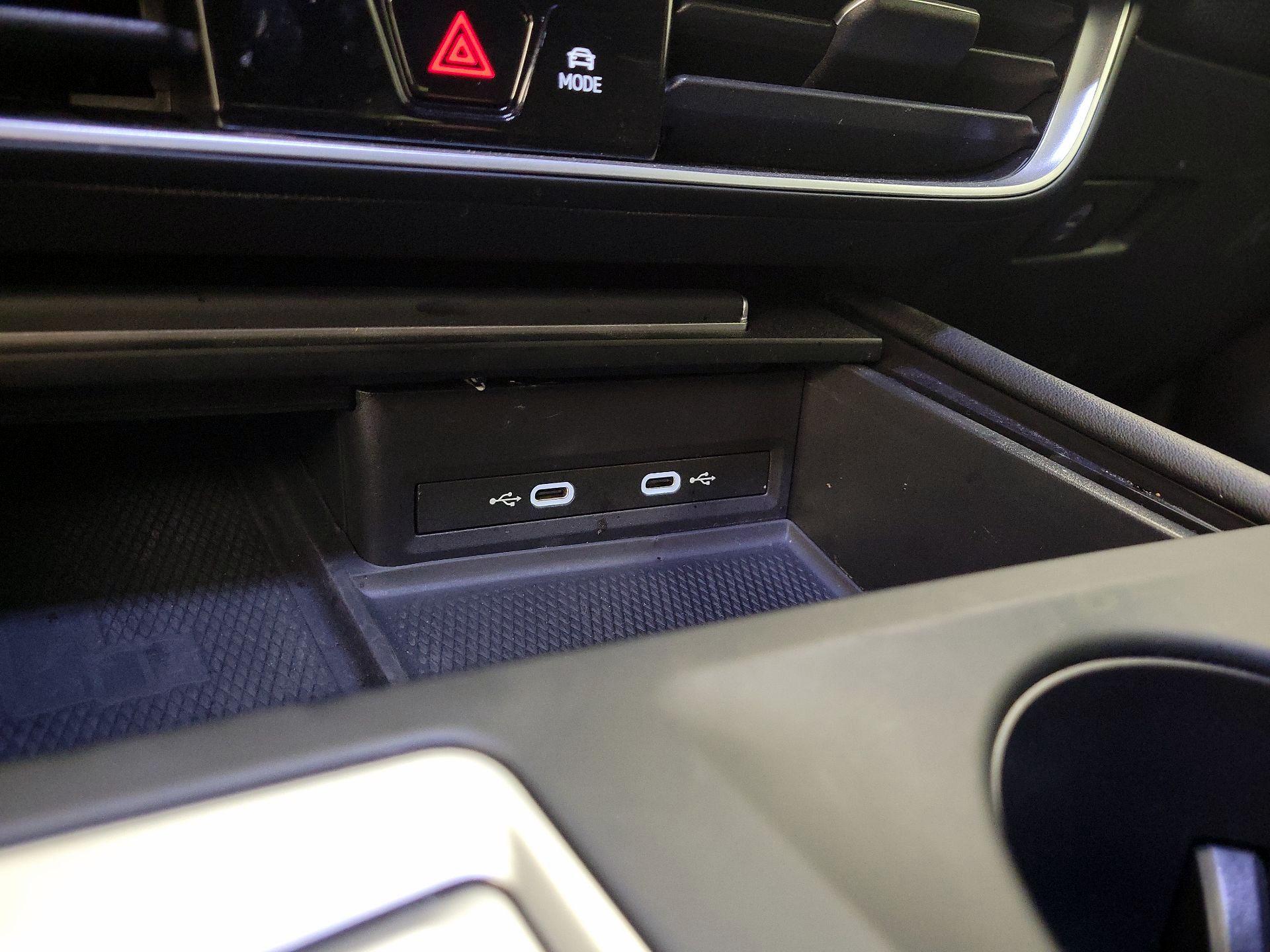 Thumbnail: 2024 Volkswagen Atlas - 18