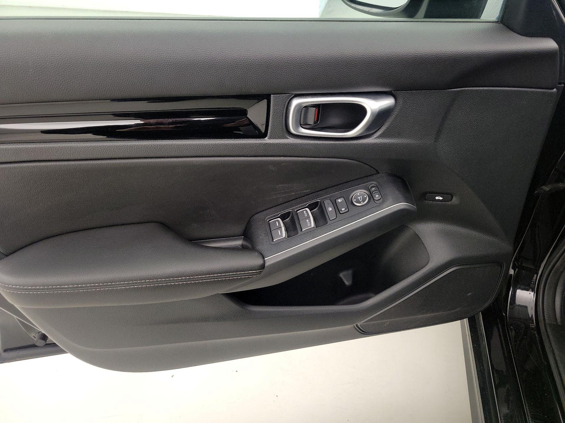 Thumbnail: 2023 Honda Civic - 12