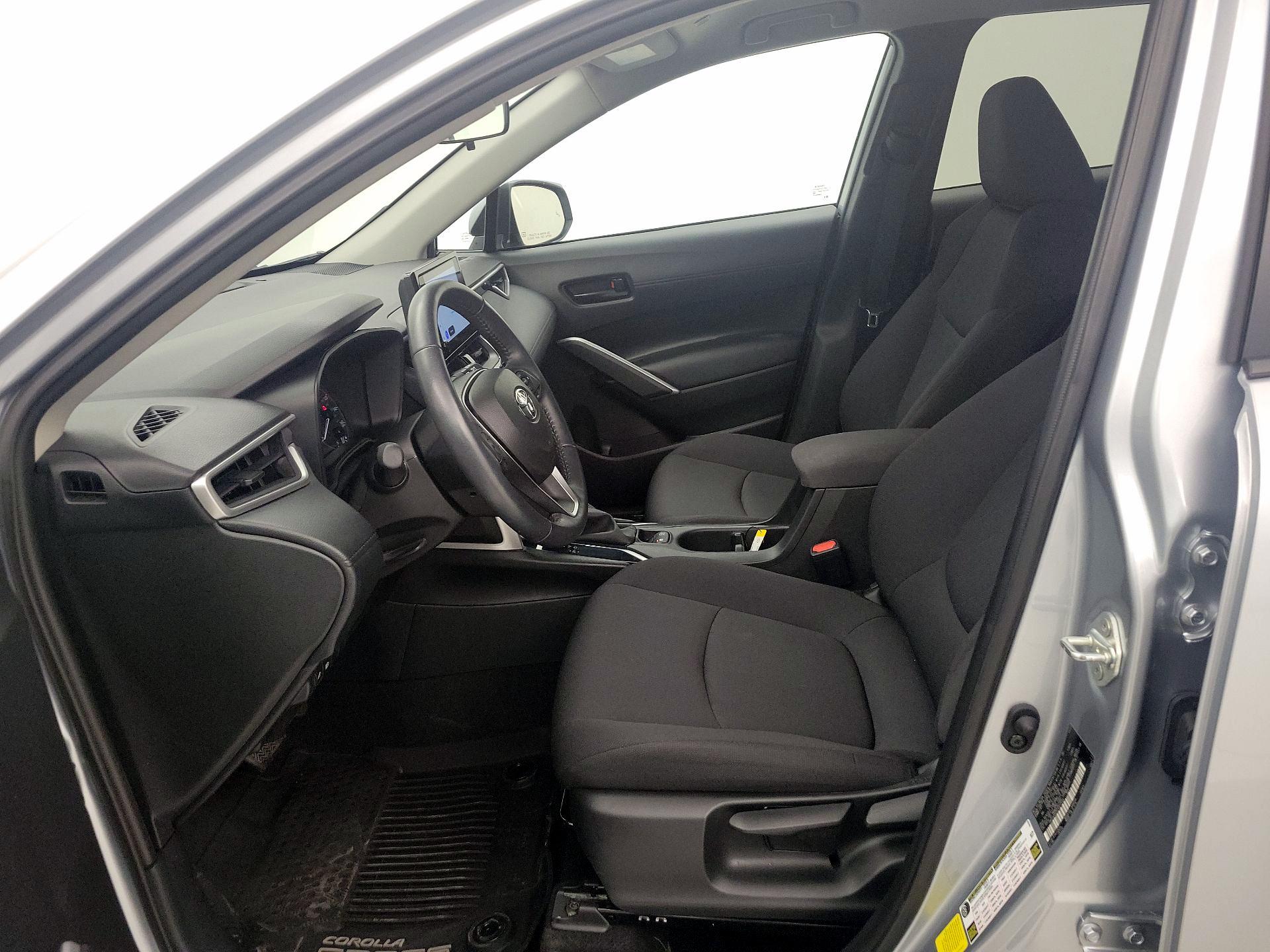 Thumbnail: 2023 Toyota Corolla Cross - 11