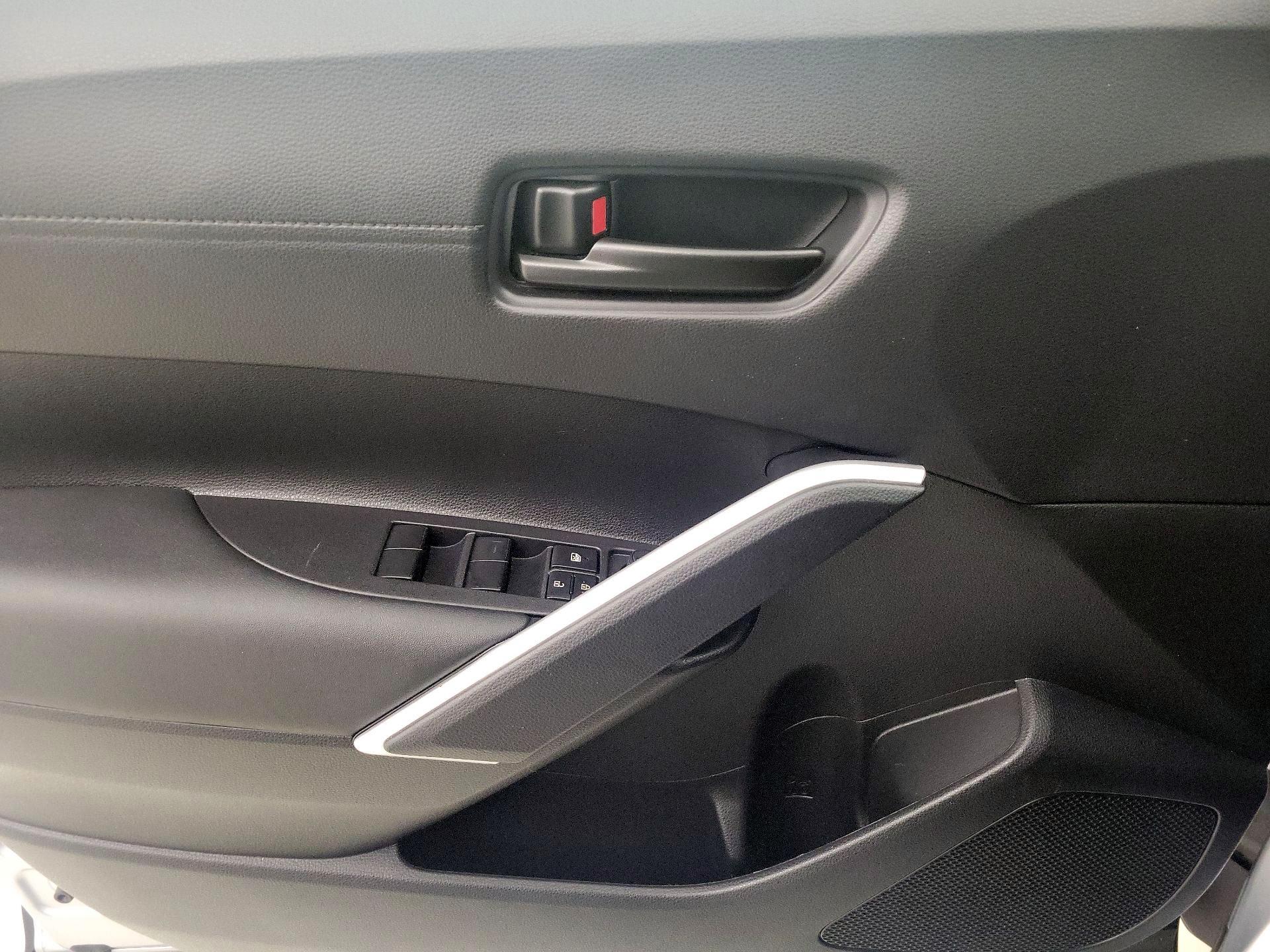 Thumbnail: 2023 Toyota Corolla Cross - 12