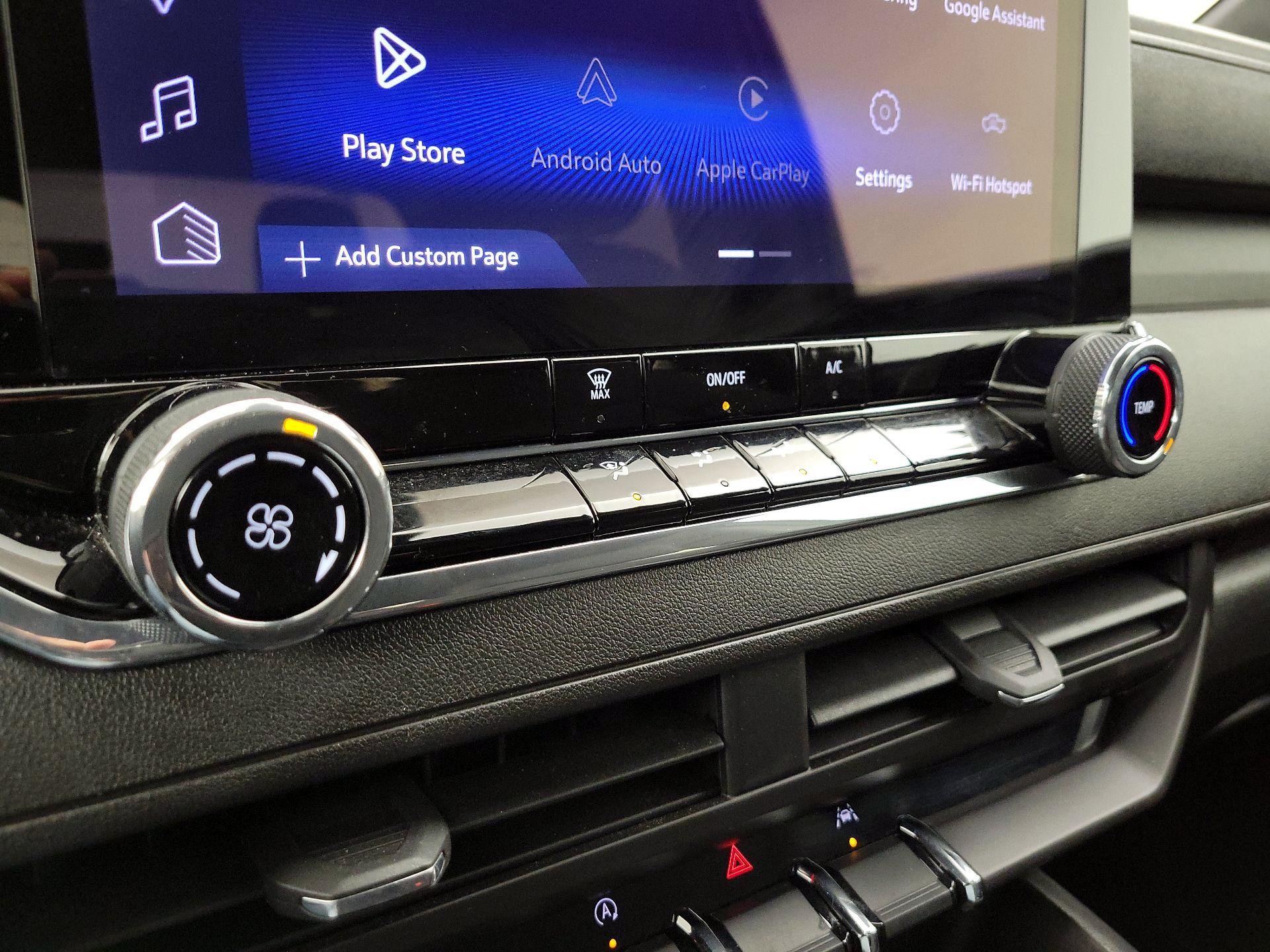 Thumbnail: 2023 Chevrolet Colorado - 16