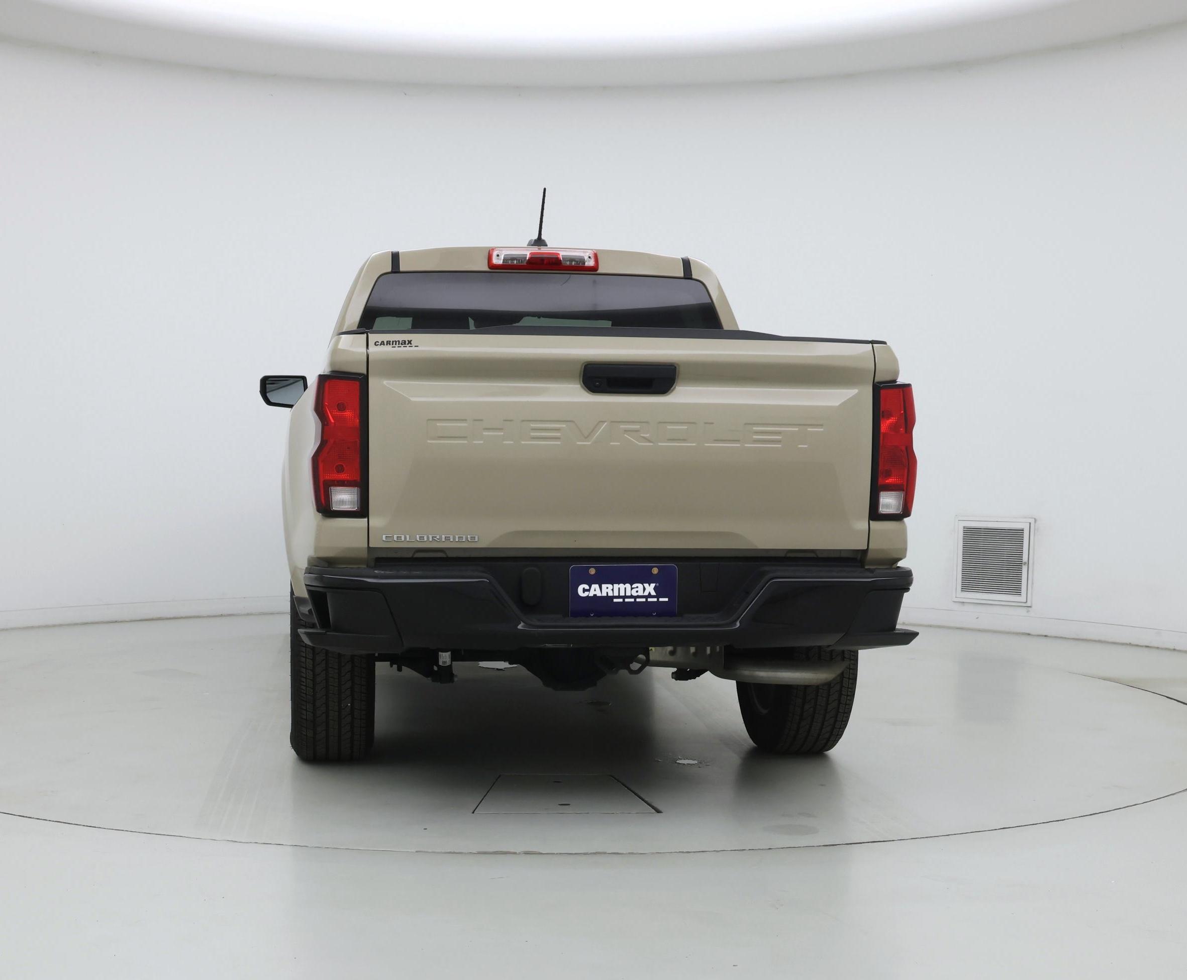 Thumbnail: 2023 Chevrolet Colorado - 6