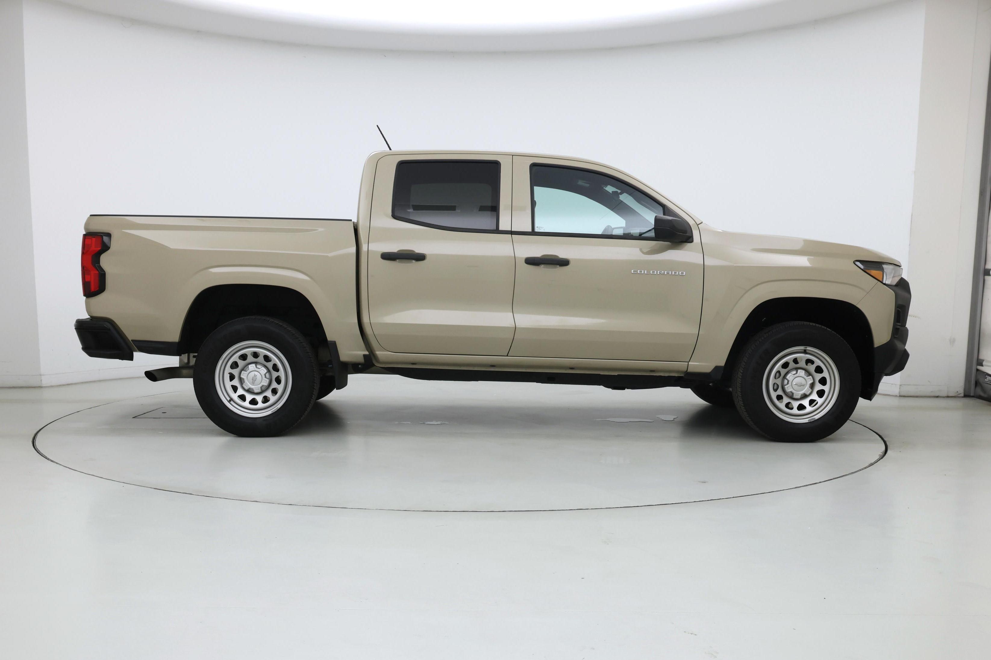 Thumbnail: 2023 Chevrolet Colorado - 7