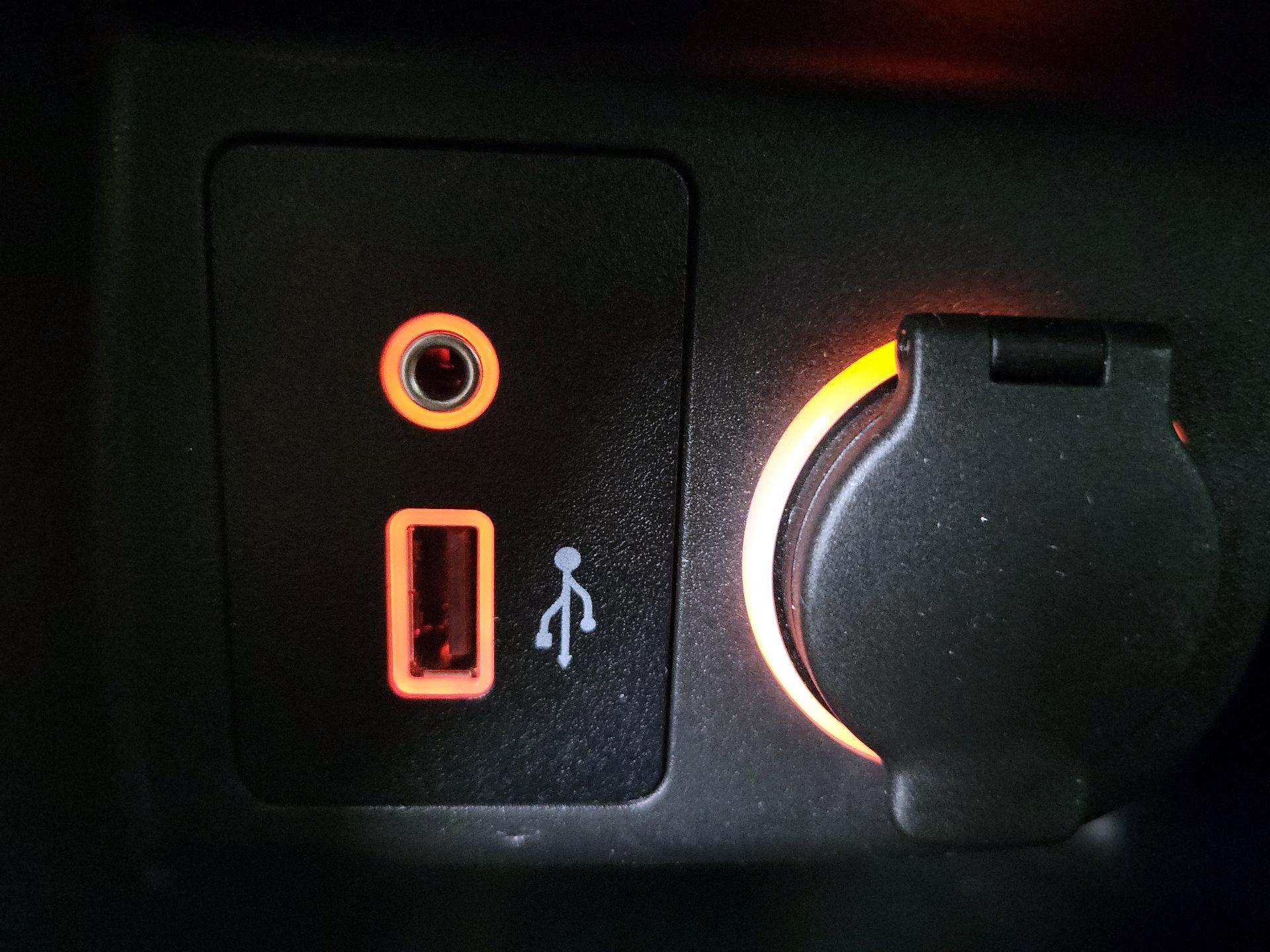 Thumbnail: 2022 Nissan Kicks - 18