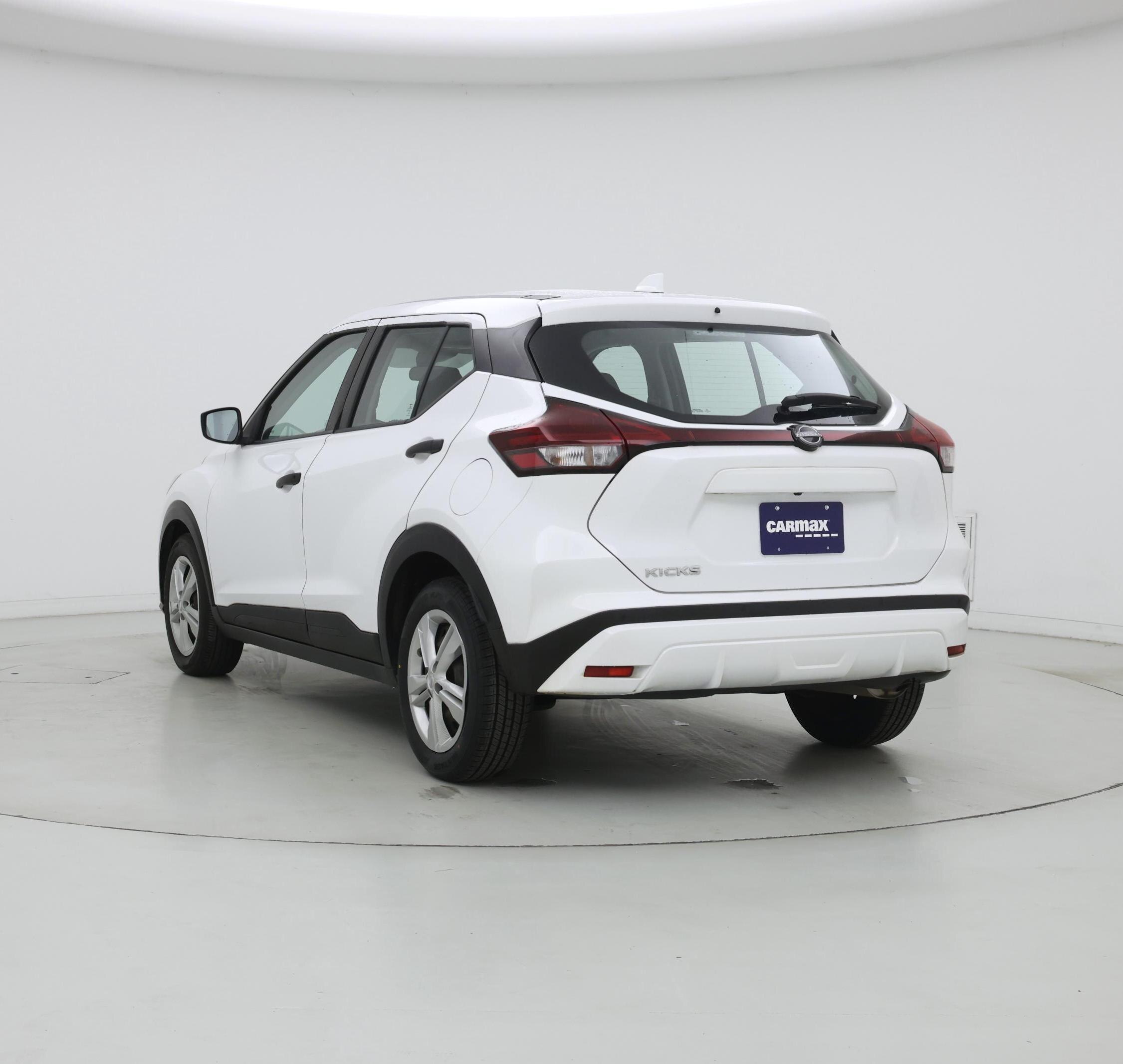 Thumbnail: 2022 Nissan Kicks - 2