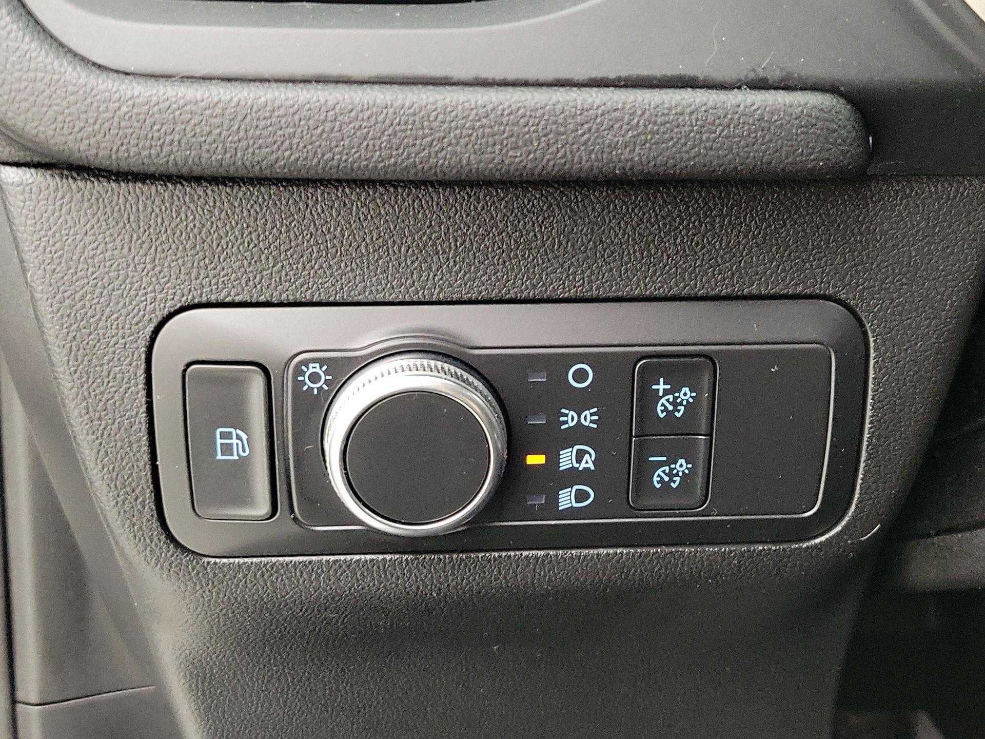 Thumbnail: 2022 Ford Escape - 13