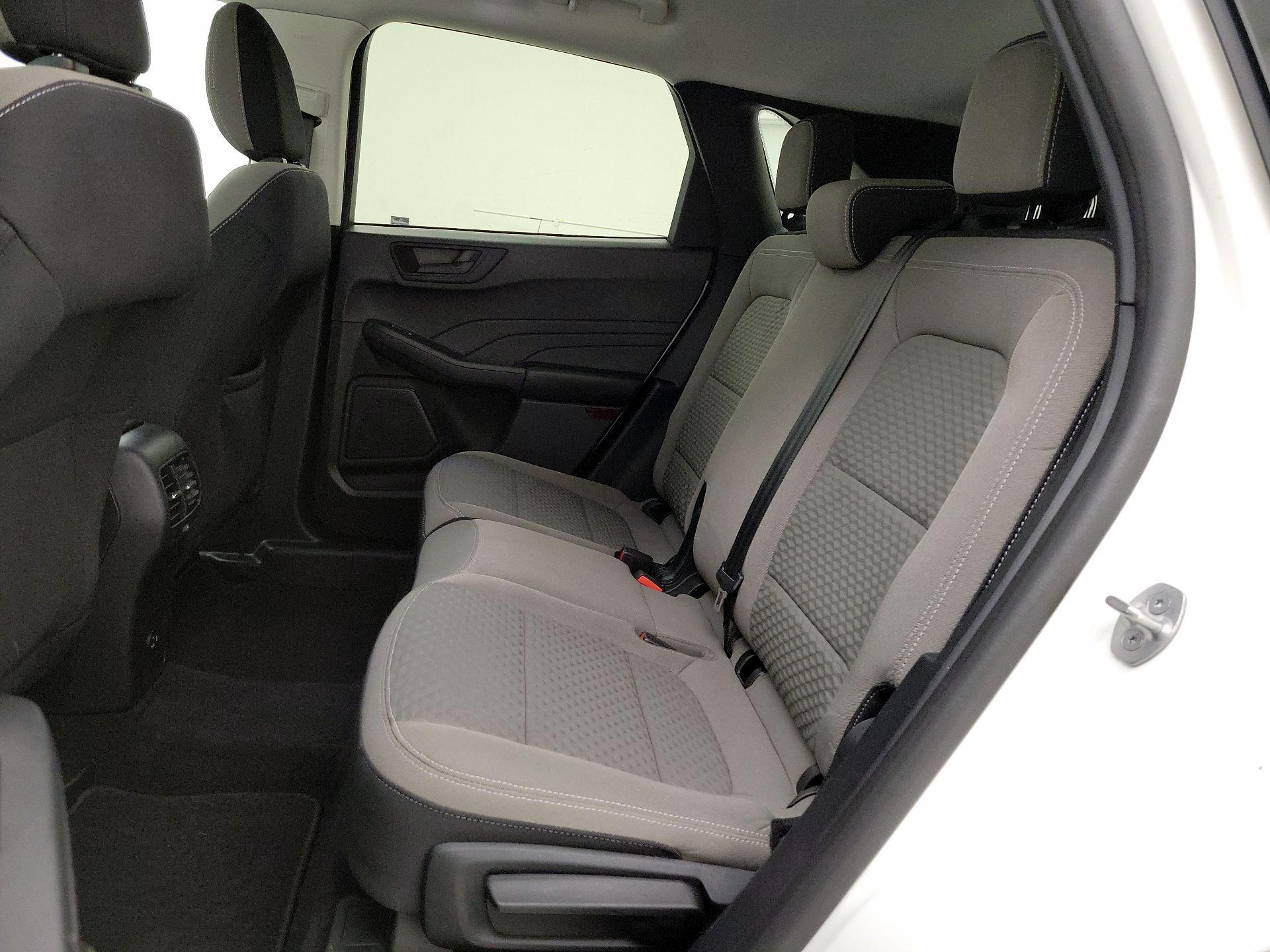 Thumbnail: 2022 Ford Escape - 20