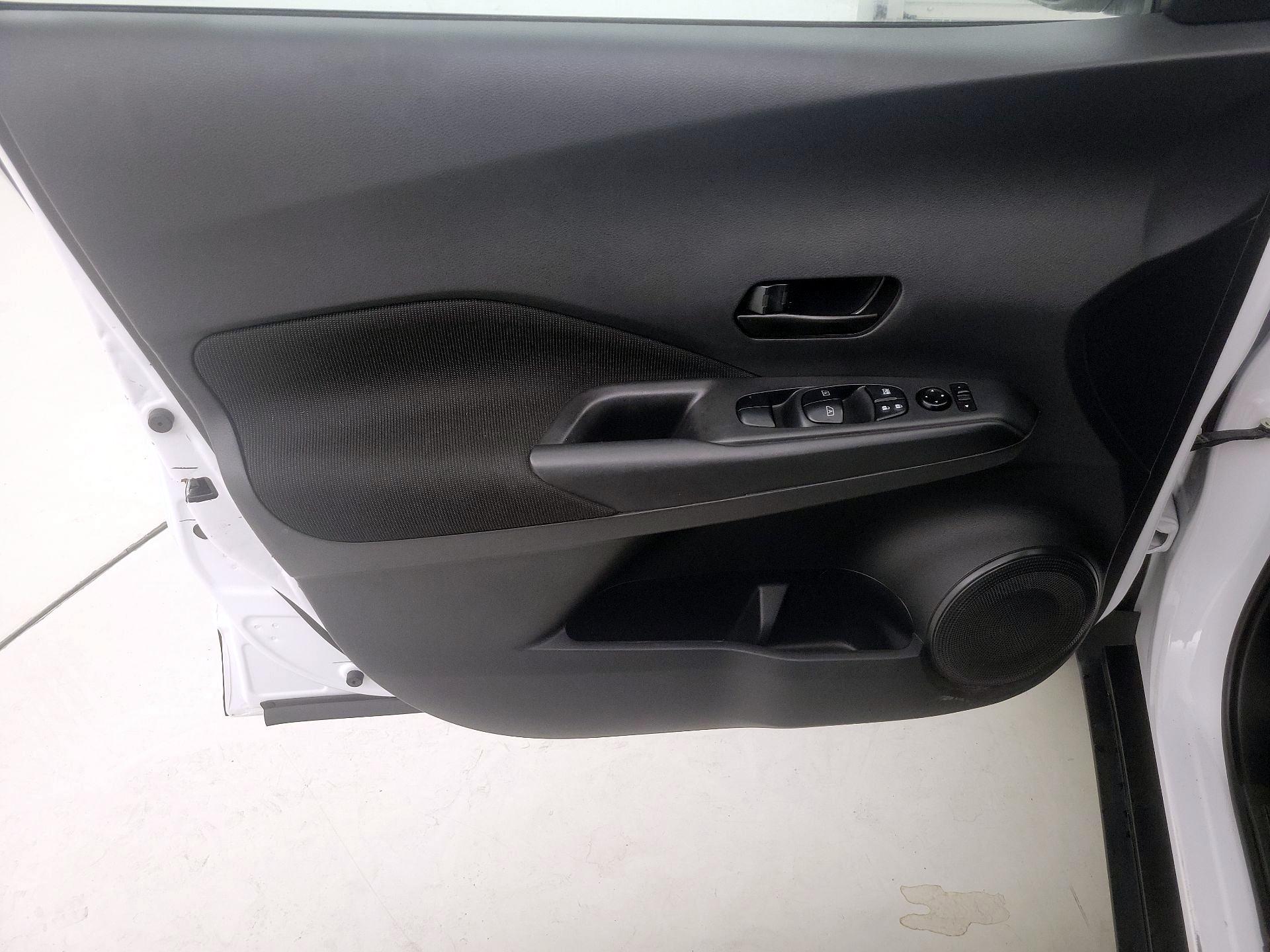 Thumbnail: 2022 Nissan Kicks - 12