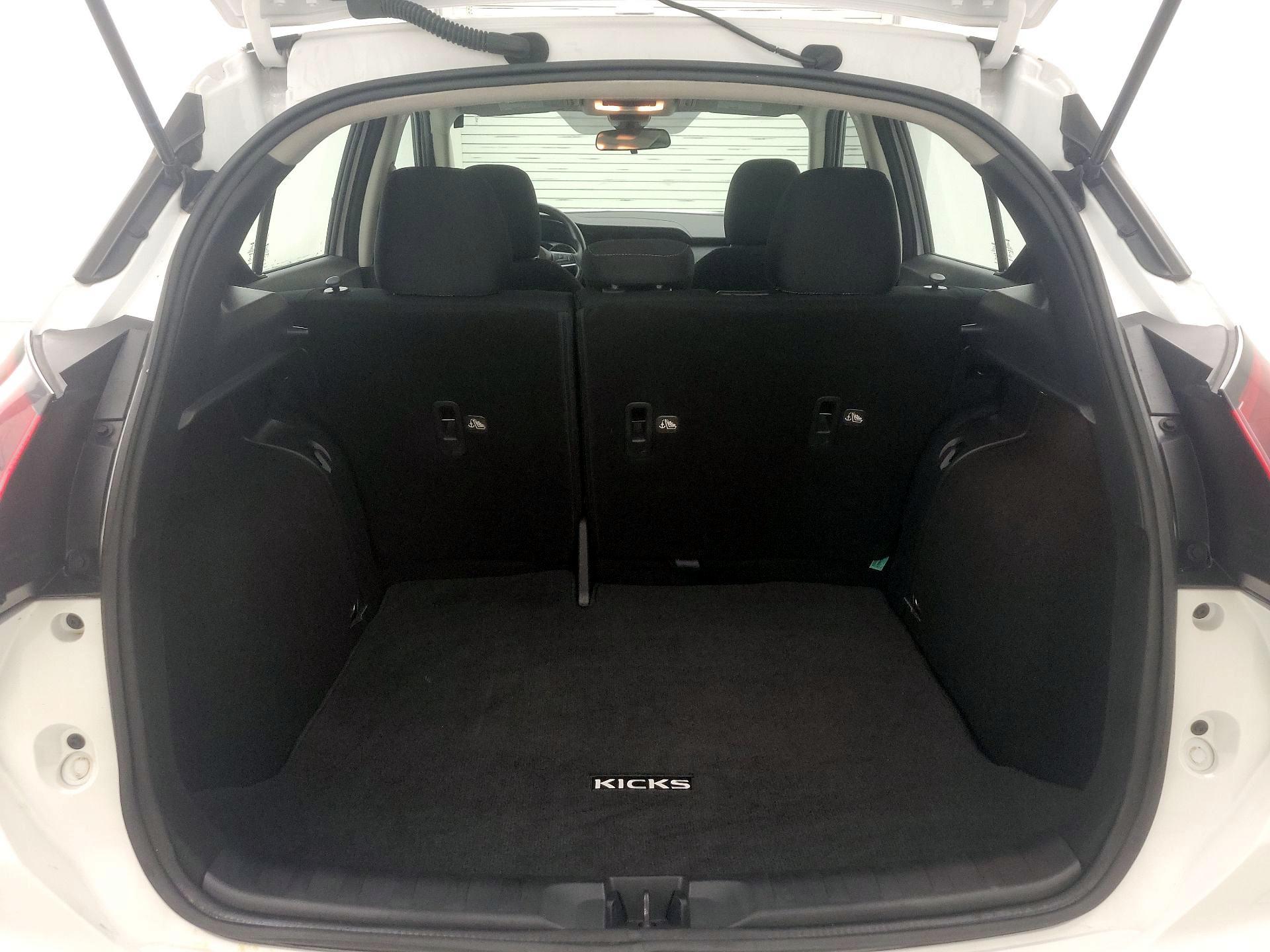 Thumbnail: 2022 Nissan Kicks - 20