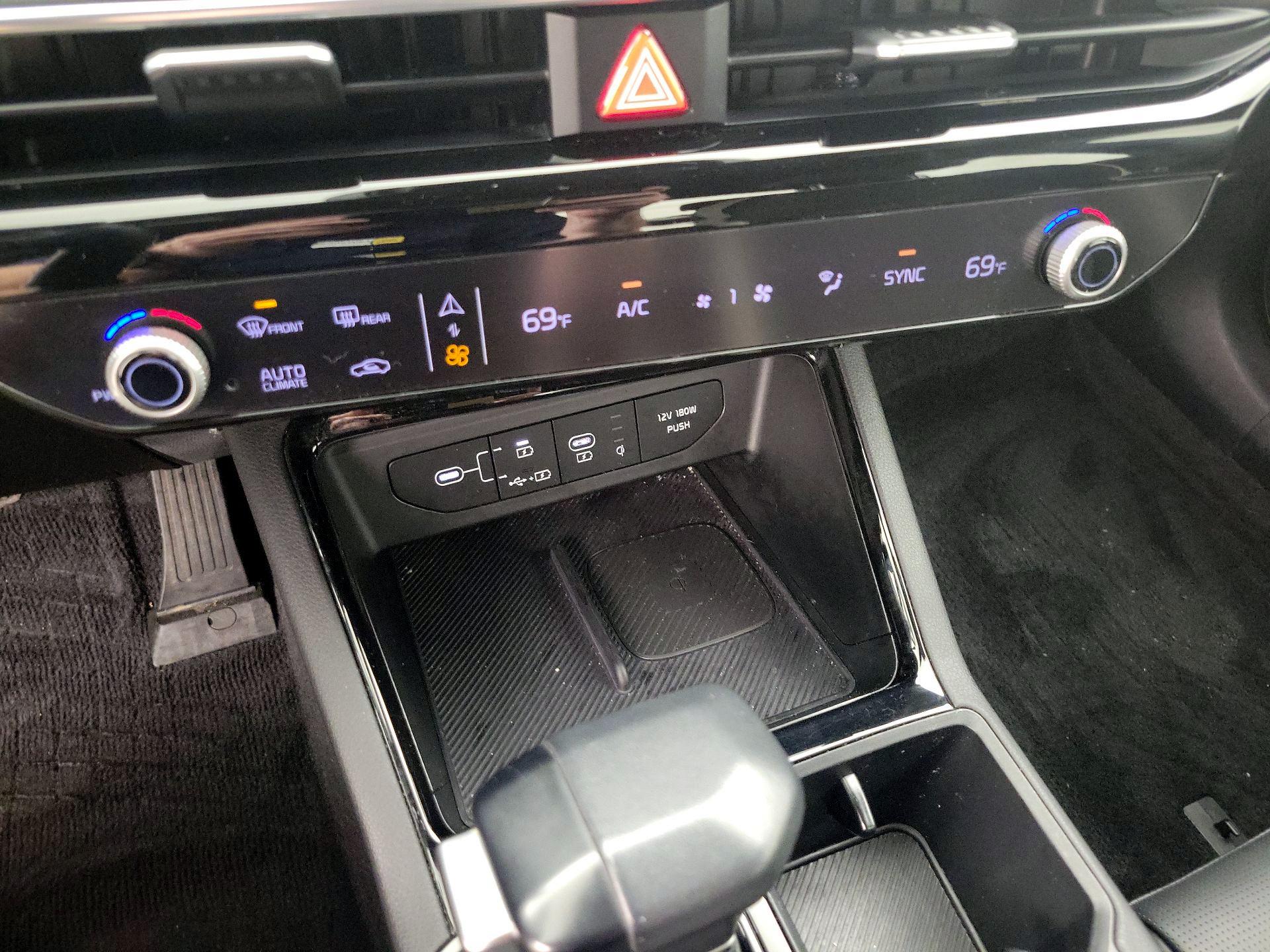 Thumbnail: 2025 Kia K5 - 17