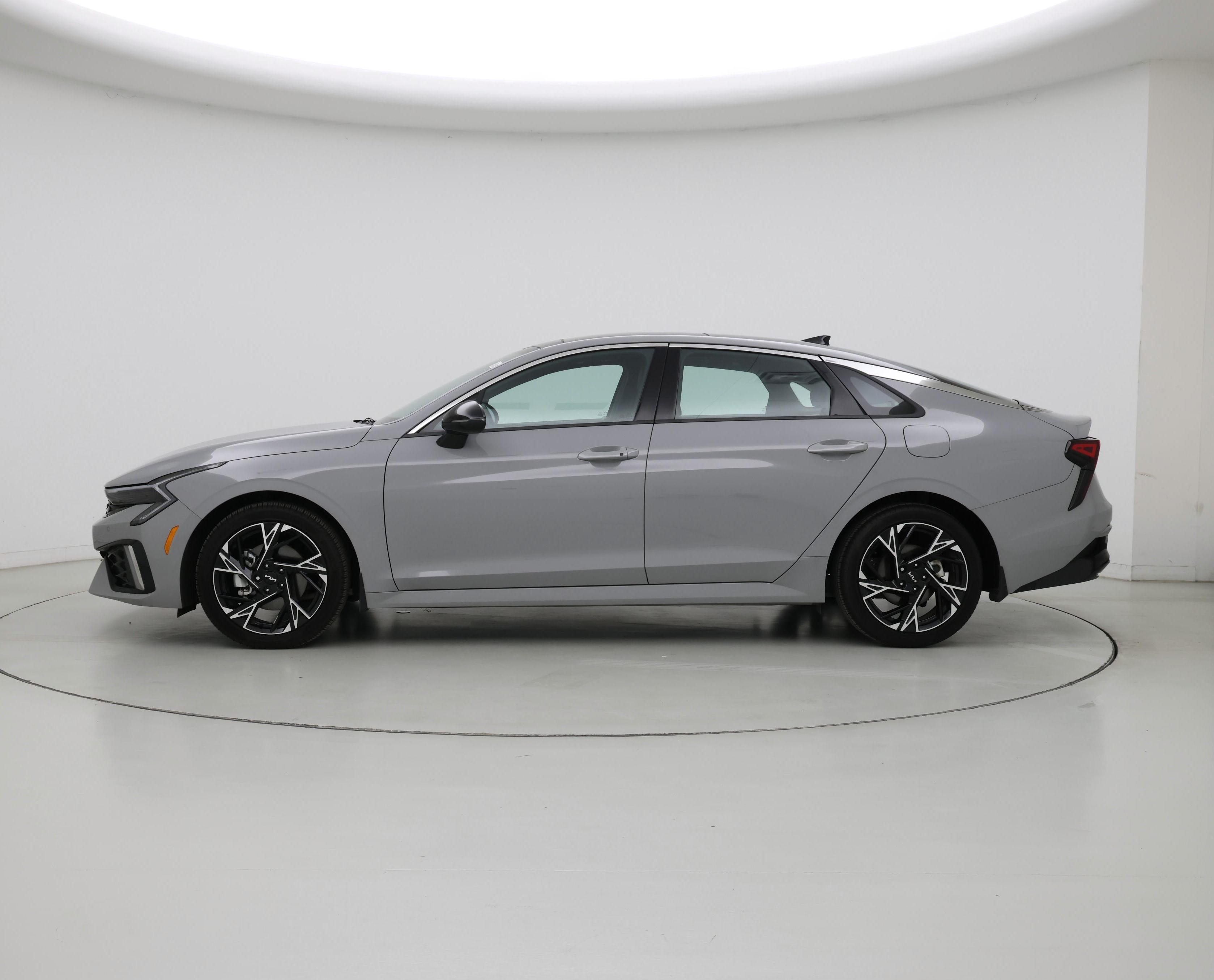 Thumbnail: 2025 Kia K5 - 3