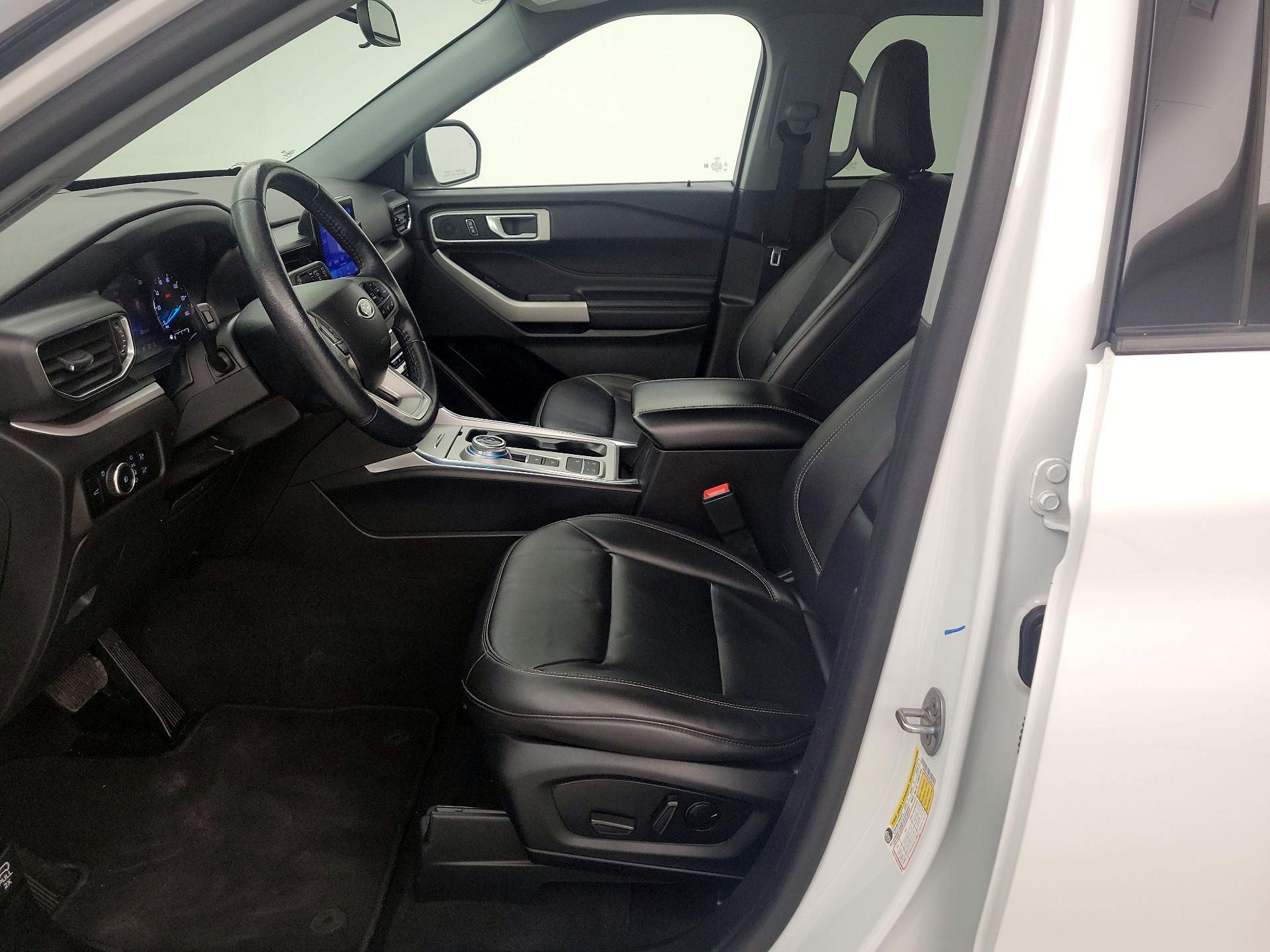 Thumbnail: 2023 Ford Explorer - 11