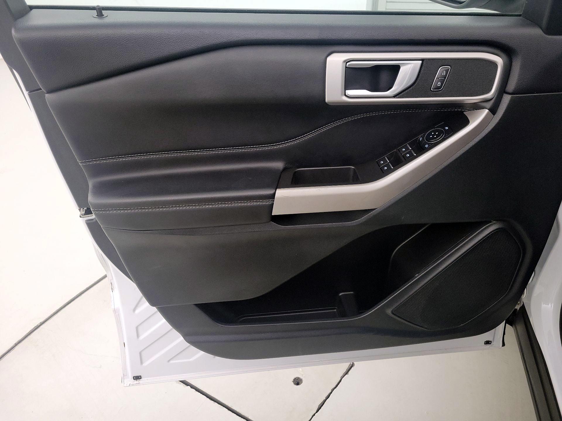 Thumbnail: 2023 Ford Explorer - 12