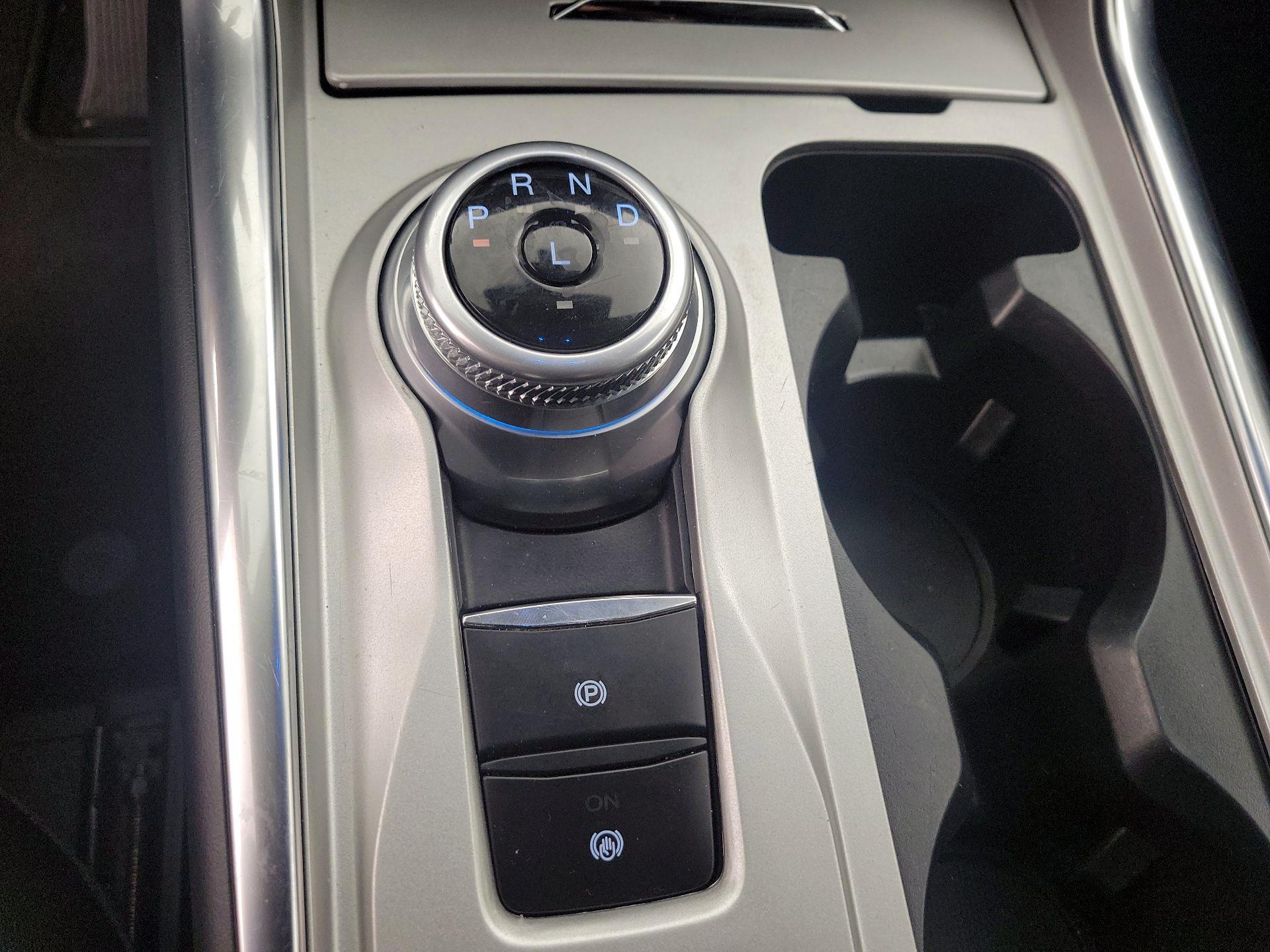 Thumbnail: 2023 Ford Explorer - 17