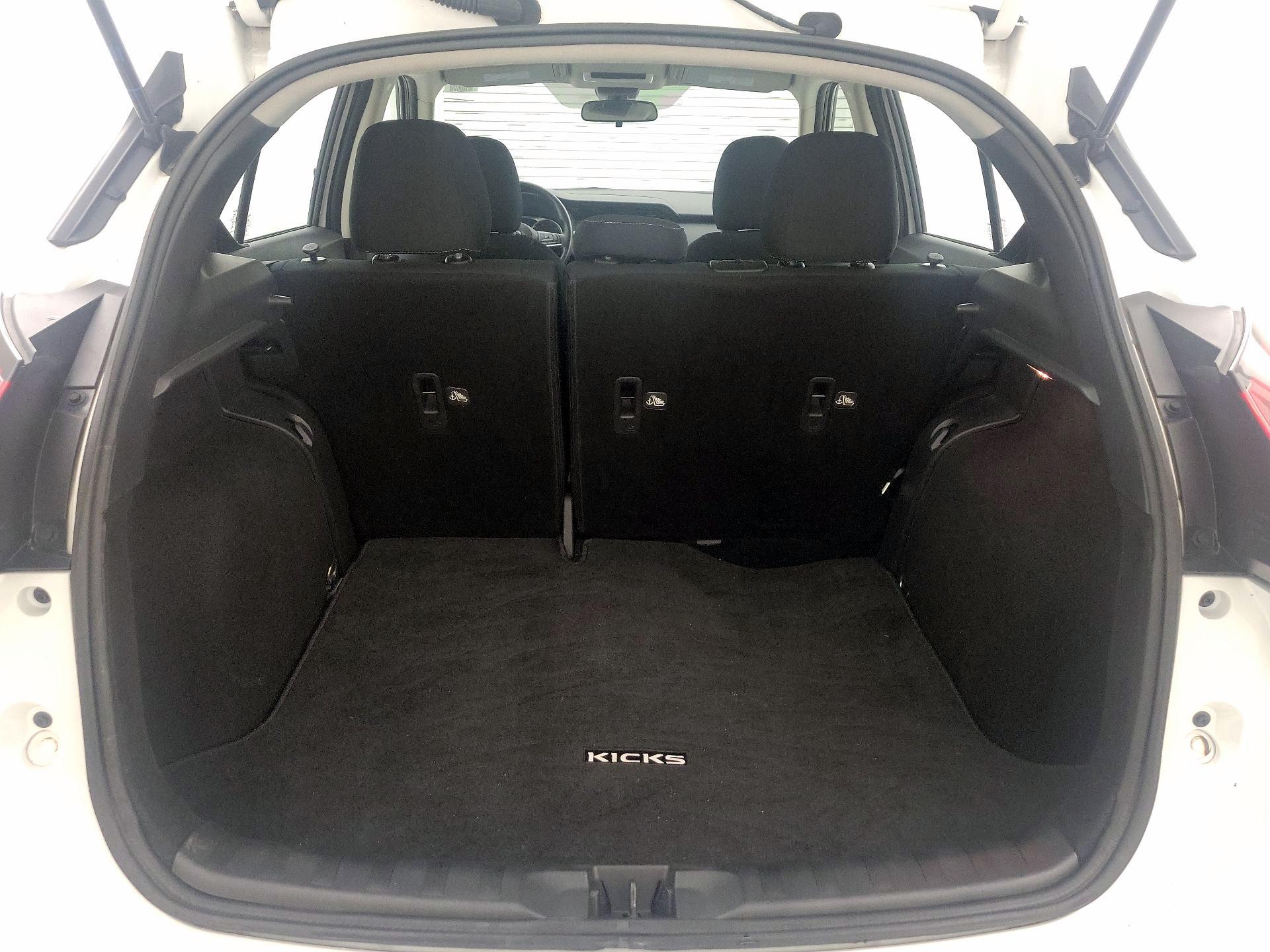 Thumbnail: 2021 Nissan Kicks - 20