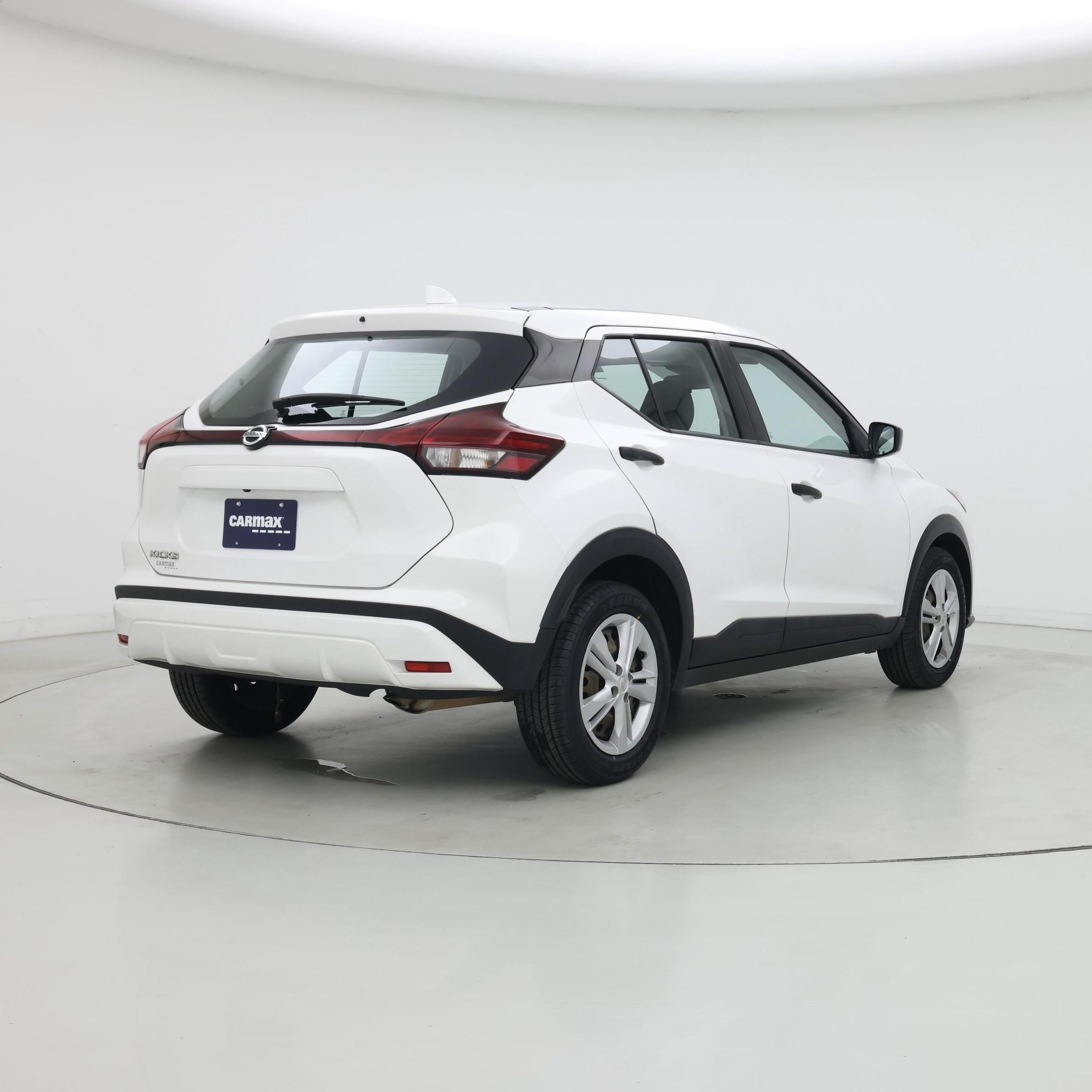 Thumbnail: 2021 Nissan Kicks - 8