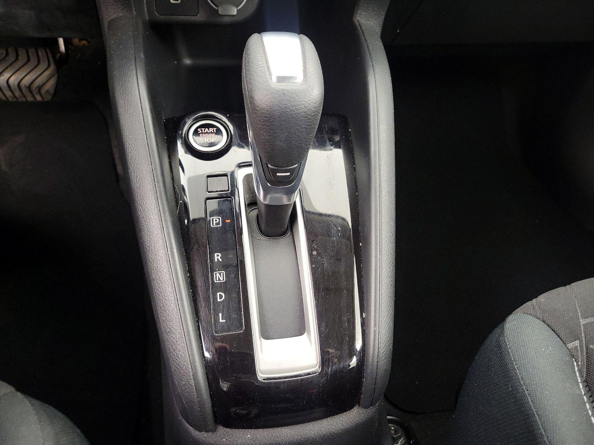 Thumbnail: 2021 Nissan Kicks - 17