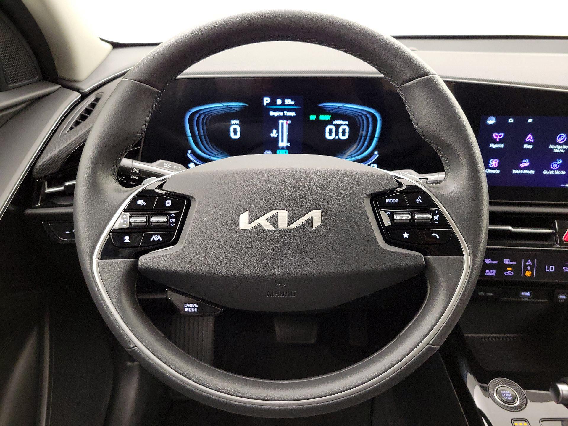 Thumbnail: 2023 Kia Niro - 10