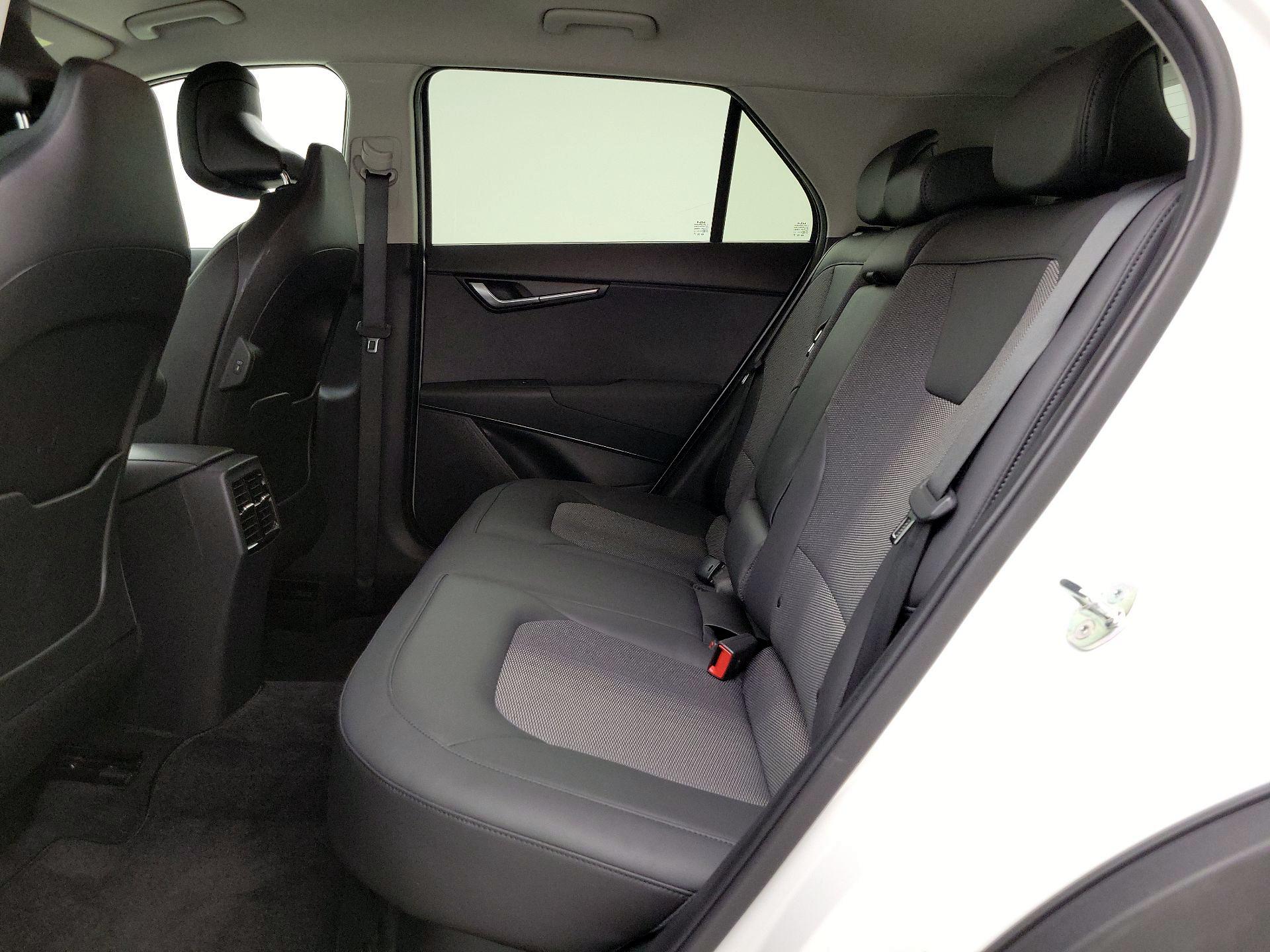 Thumbnail: 2023 Kia Niro - 20