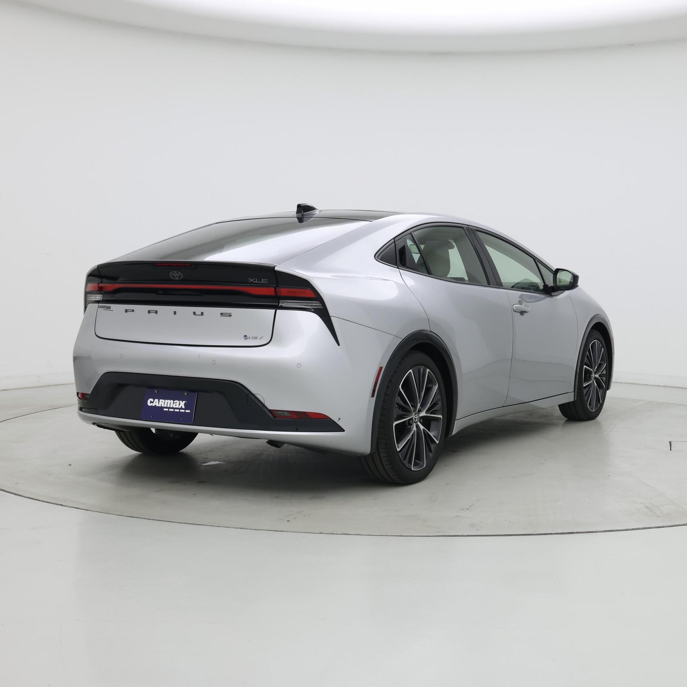 Thumbnail: 2024 Toyota Prius - 8