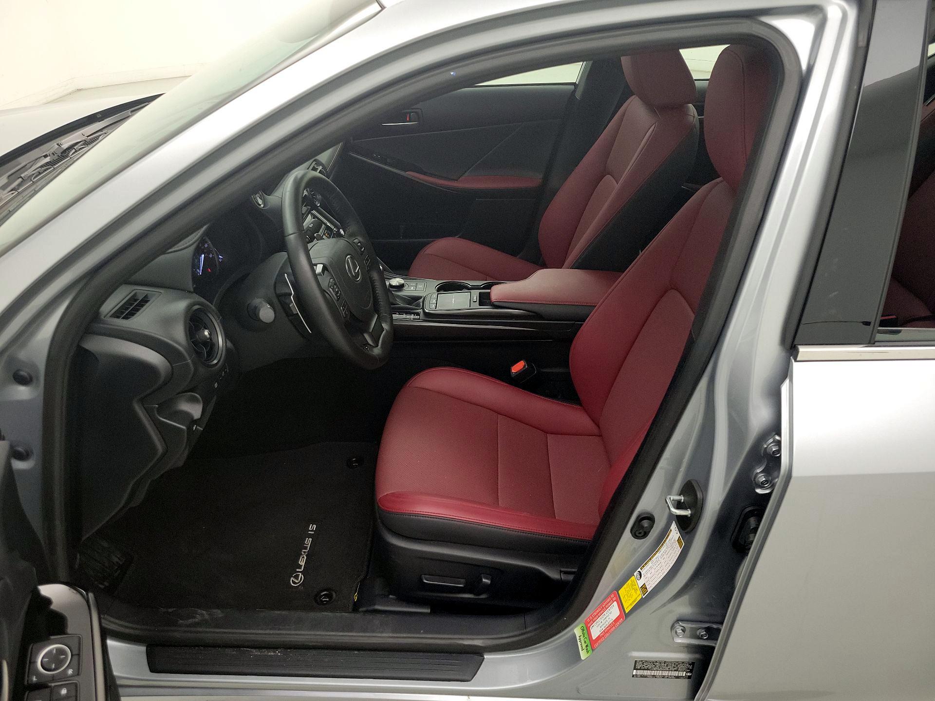 Thumbnail: 2025 Lexus IS - 11