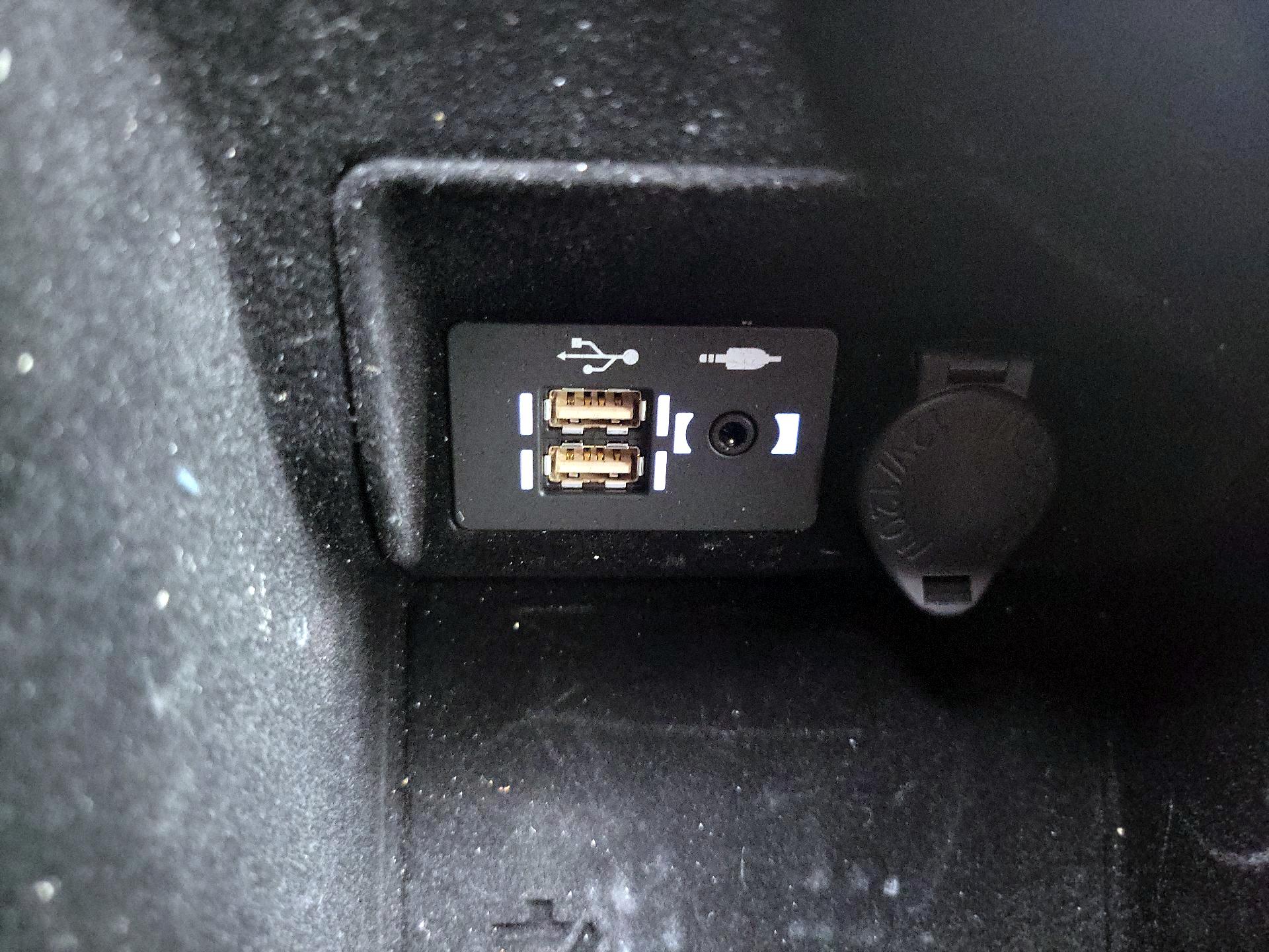 Thumbnail: 2025 Lexus IS - 18