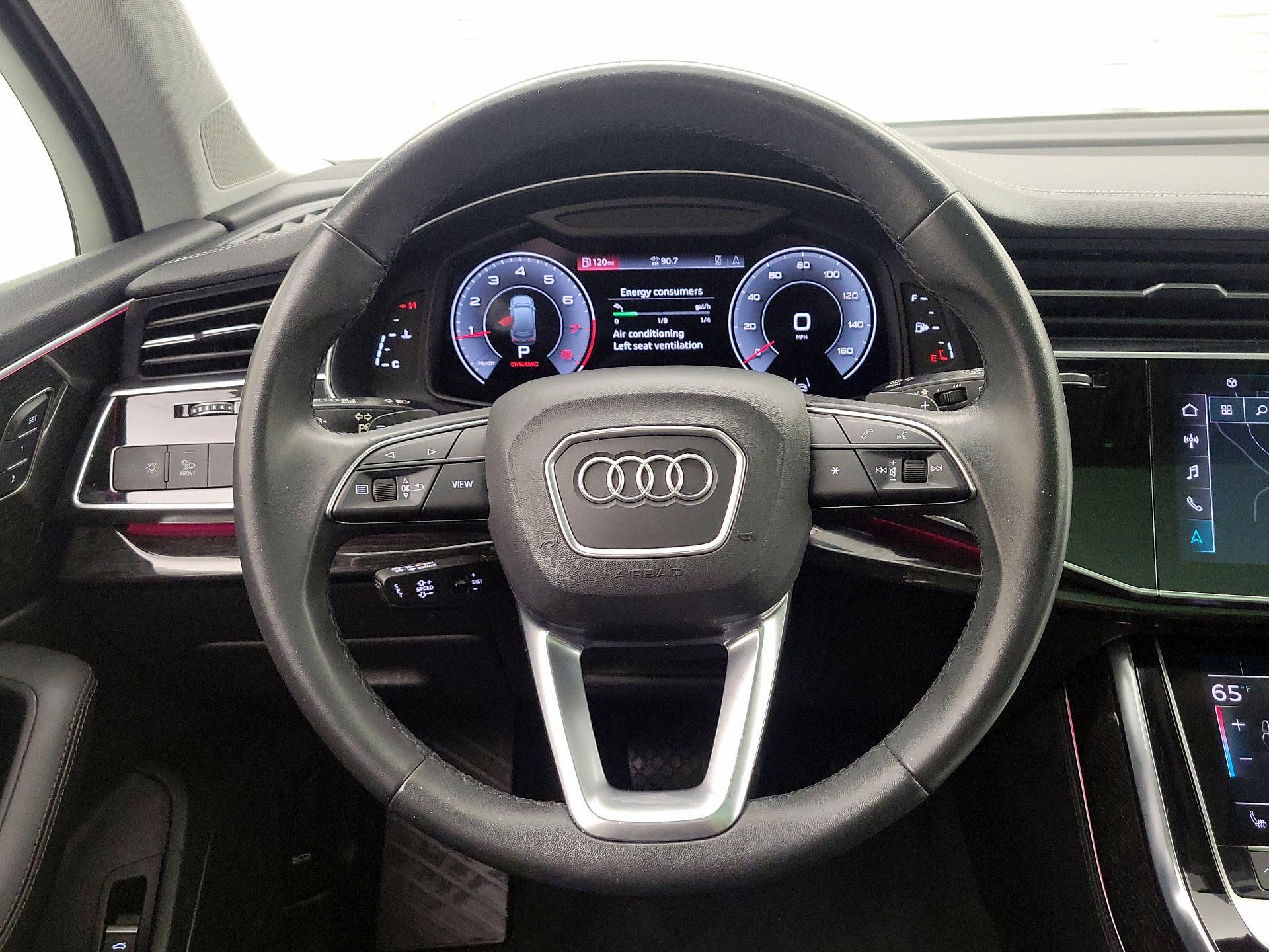 Thumbnail: 2023 Audi Q7 - 10