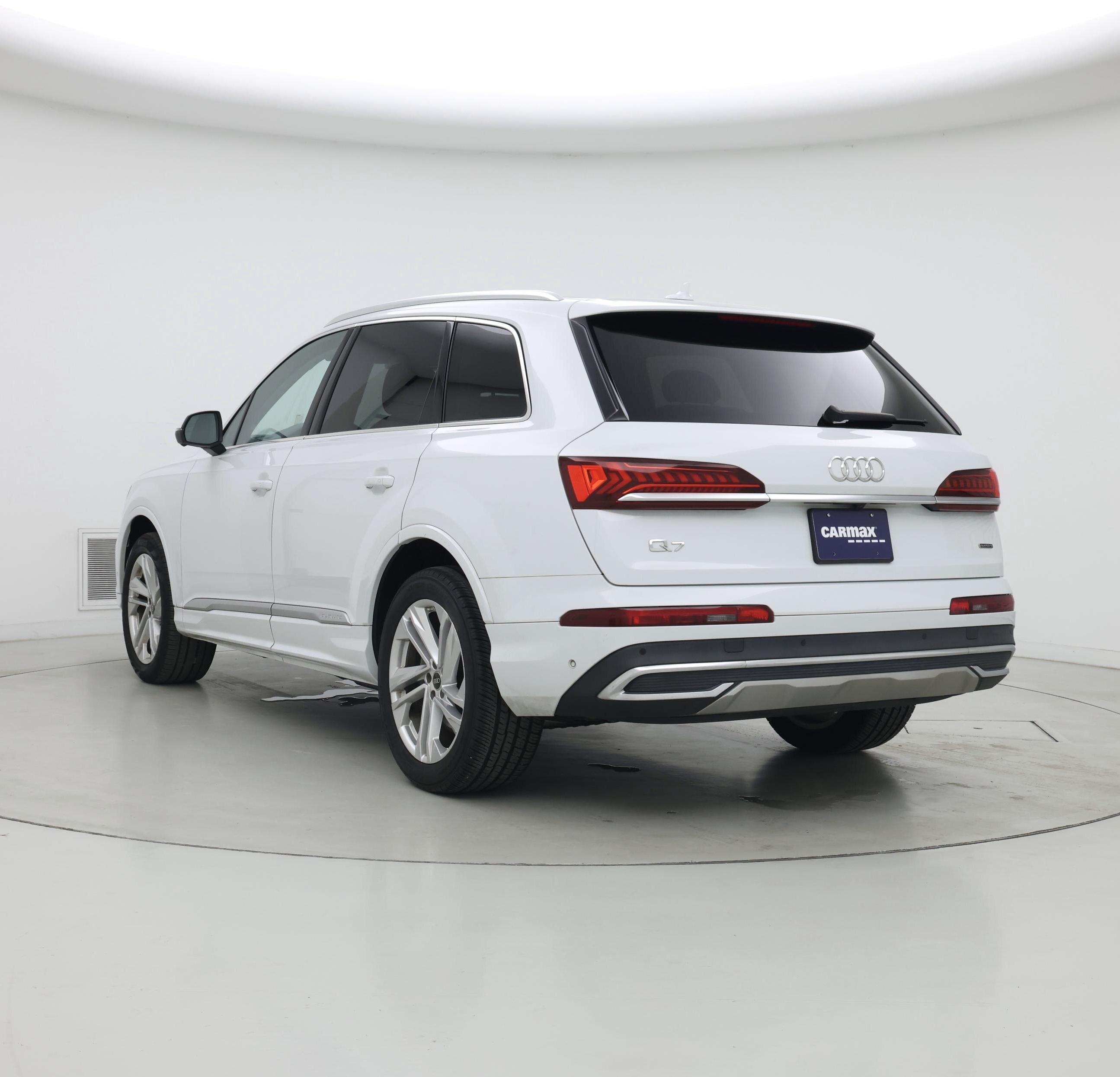 Thumbnail: 2023 Audi Q7 - 2