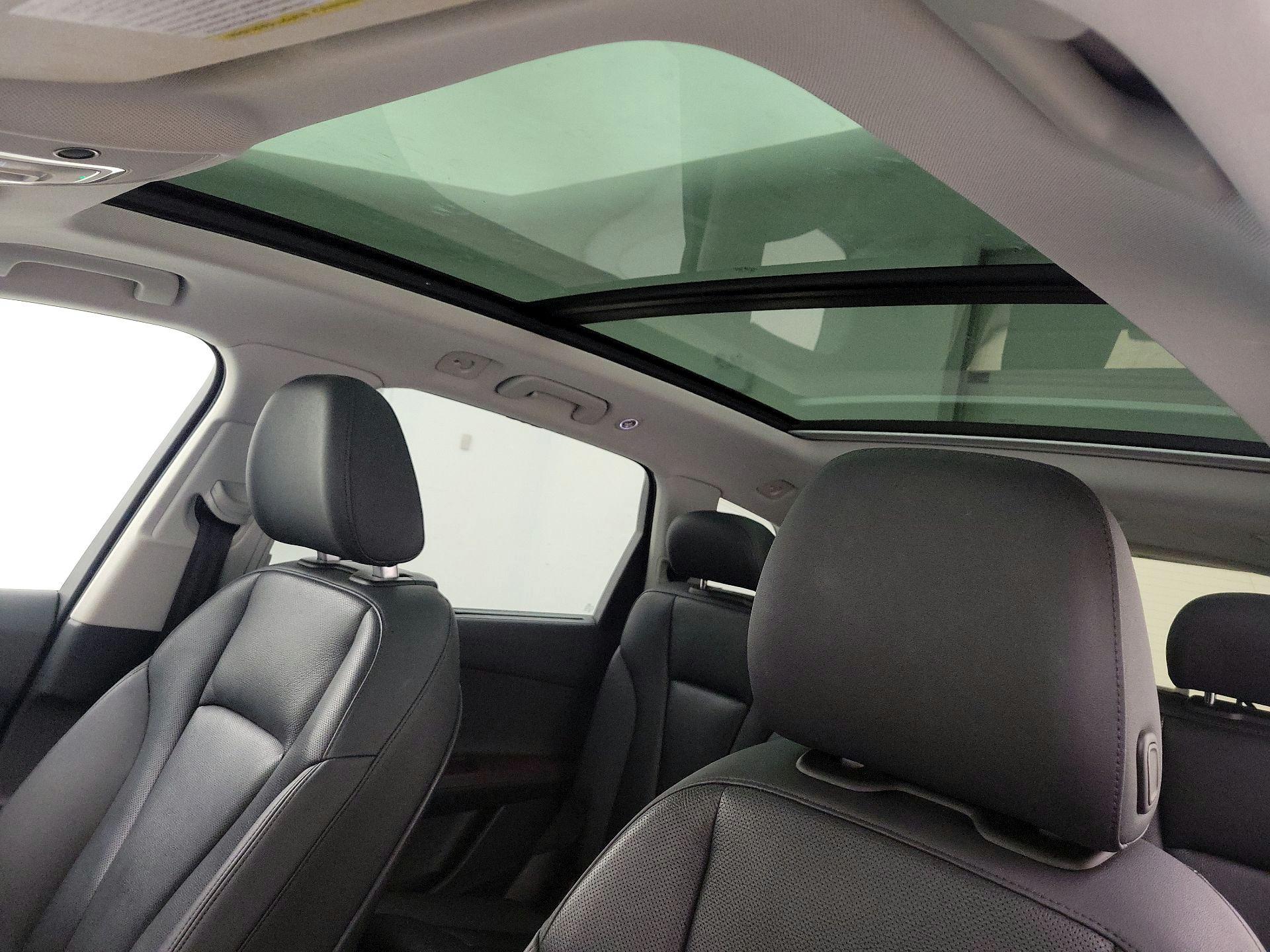 Thumbnail: 2023 Audi Q7 - 20