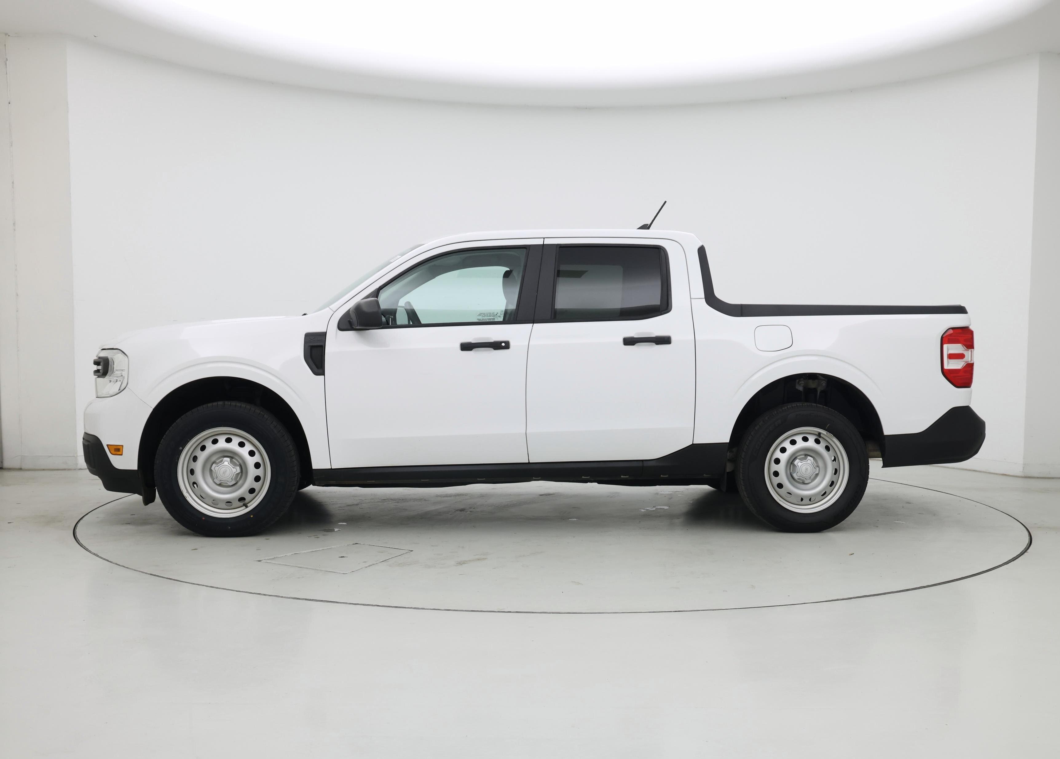 Thumbnail: 2022 Ford Maverick - 3