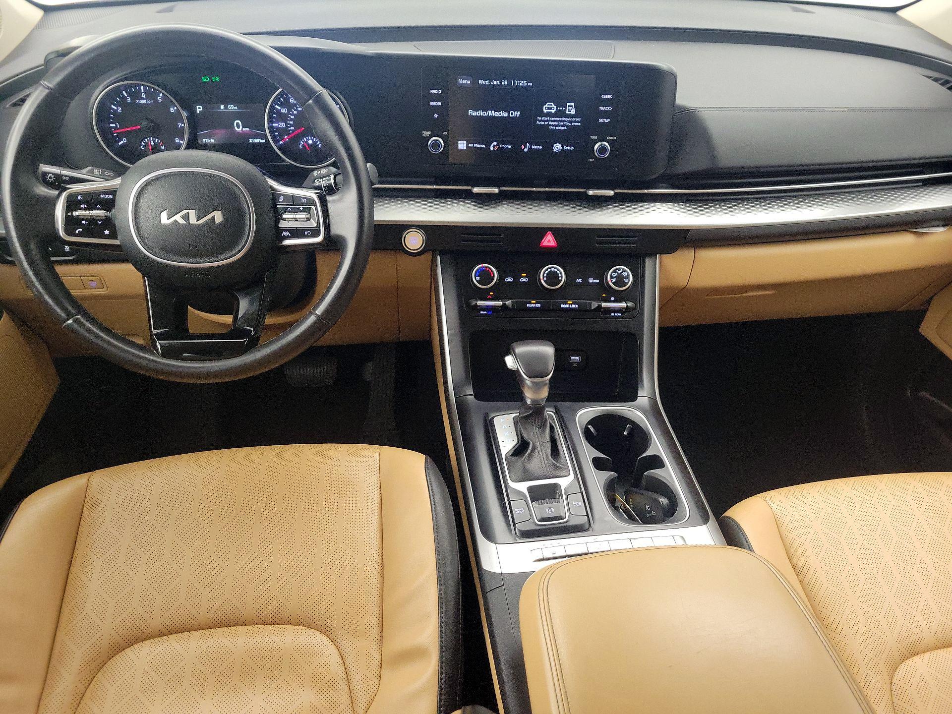 Thumbnail: 2024 Kia Carnival - 9