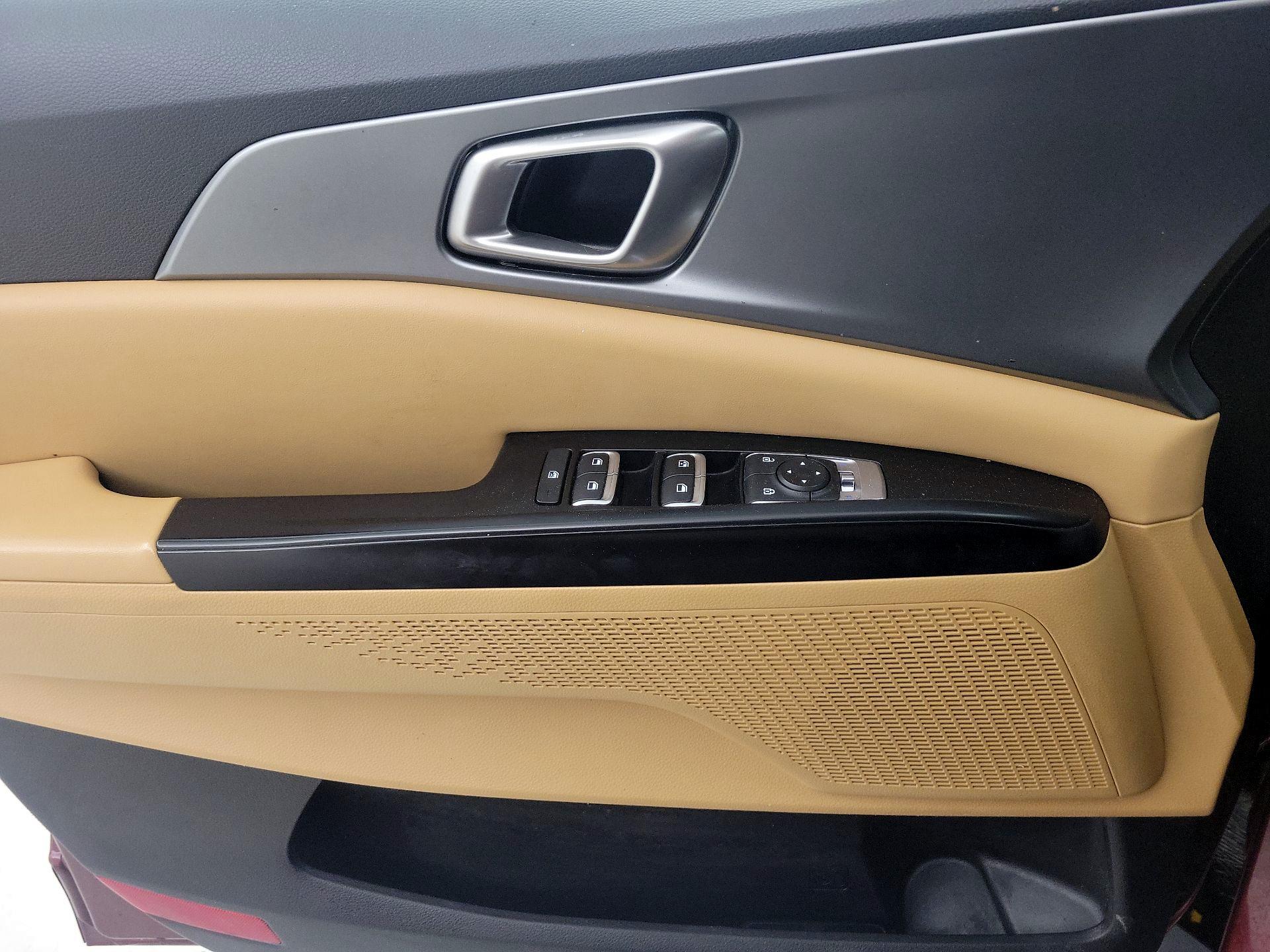 Thumbnail: 2024 Kia Carnival - 12