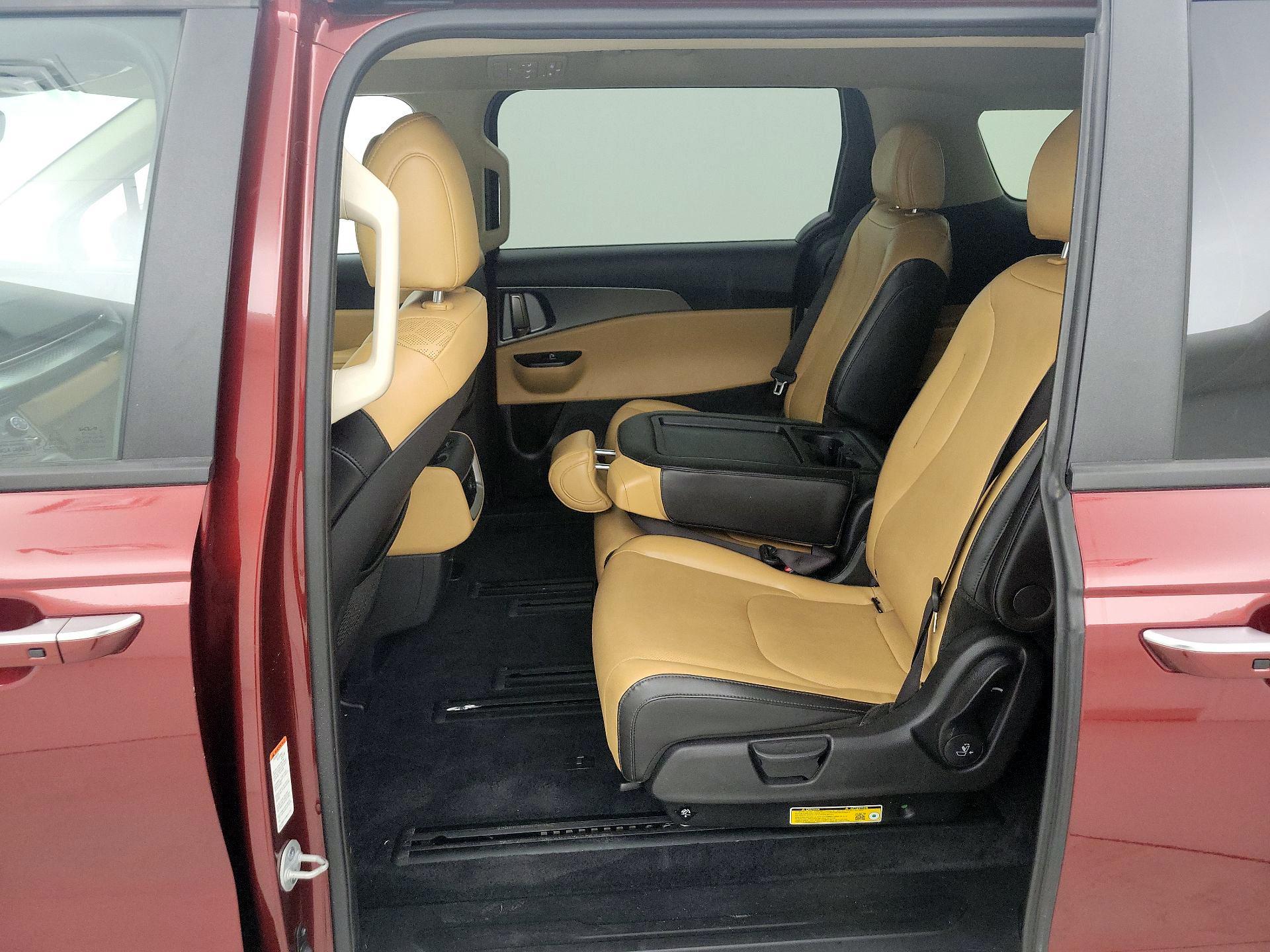 Thumbnail: 2024 Kia Carnival - 19