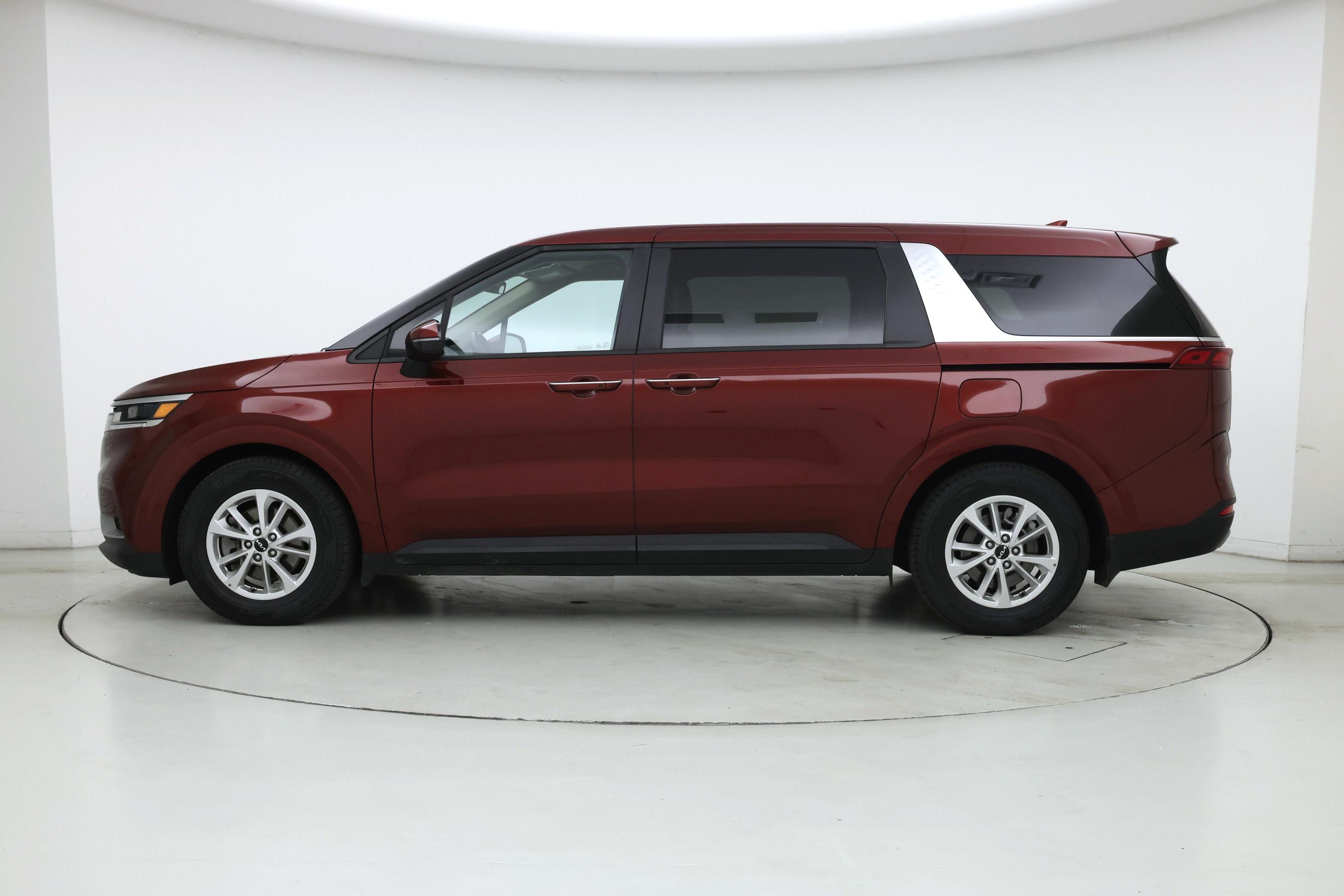 Thumbnail: 2024 Kia Carnival - 3