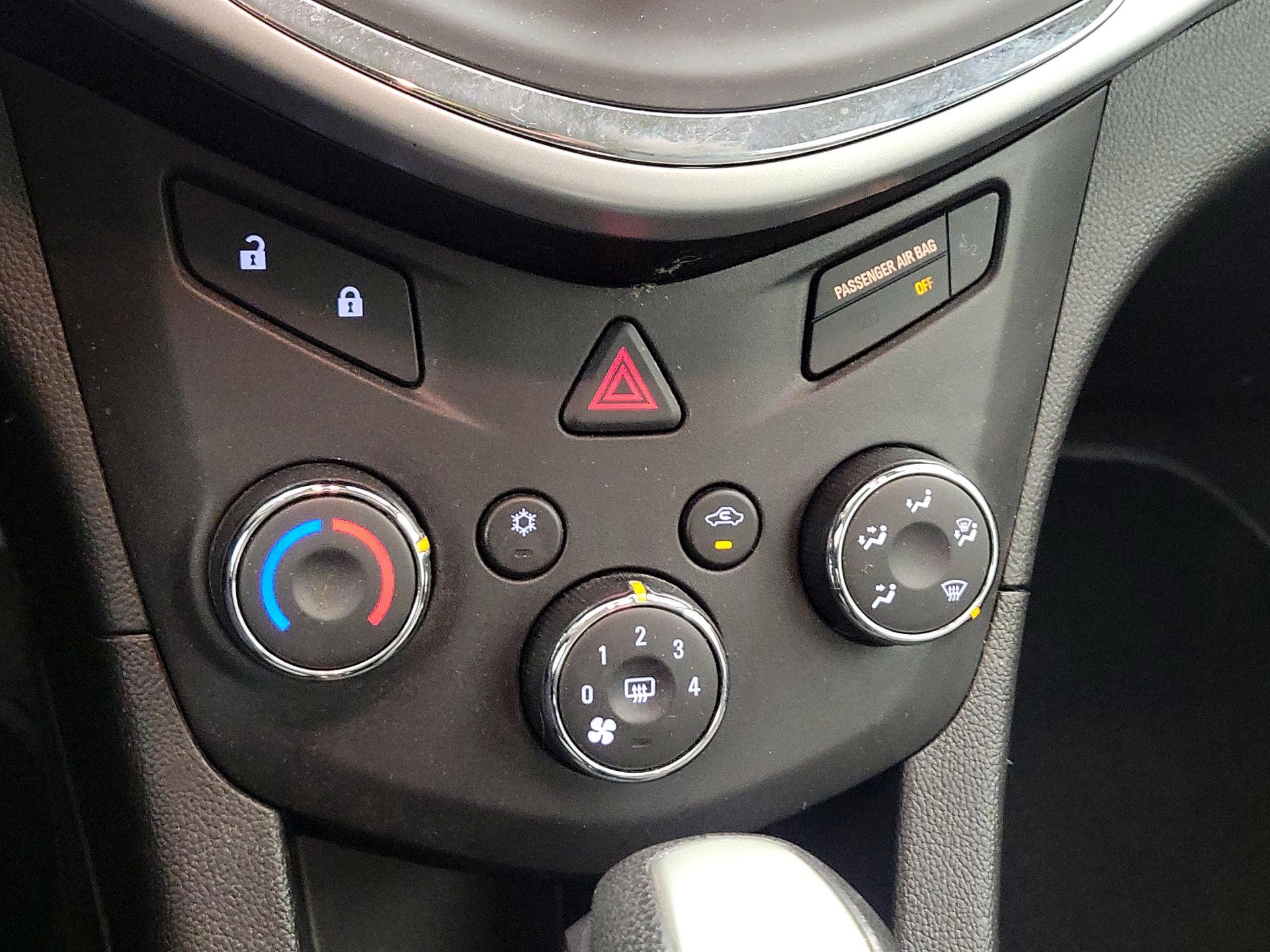 Thumbnail: 2020 Chevrolet Sonic - 16