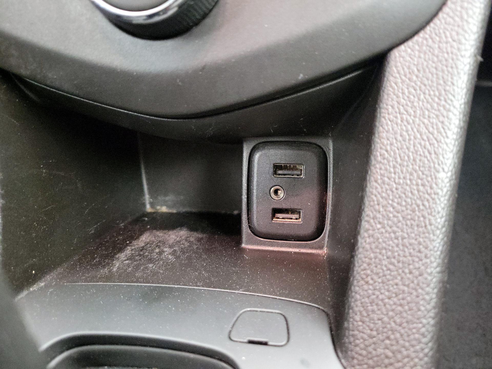 Thumbnail: 2020 Chevrolet Sonic - 18