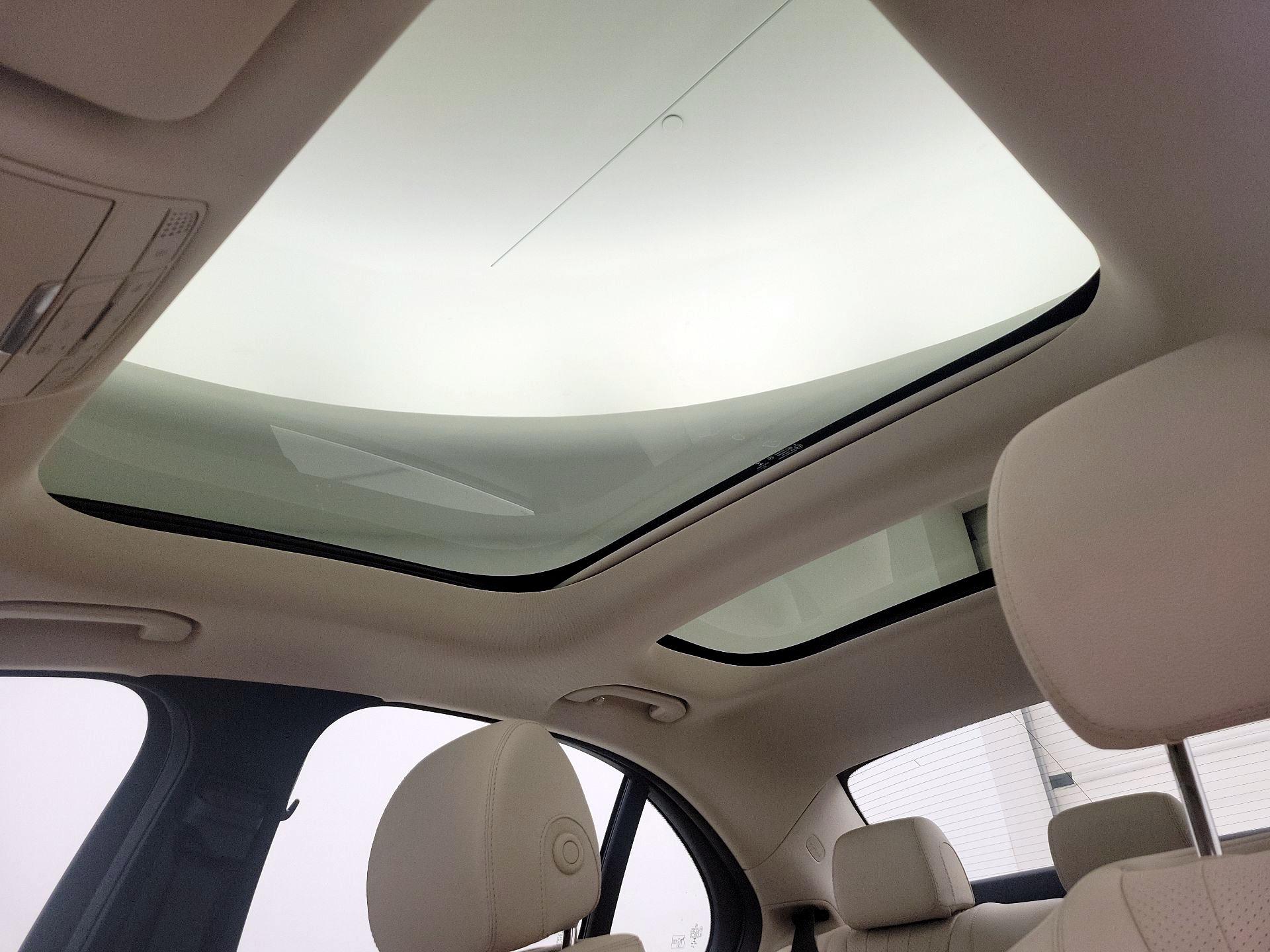 Thumbnail: 2021 Mercedes-Benz E-Class - 19