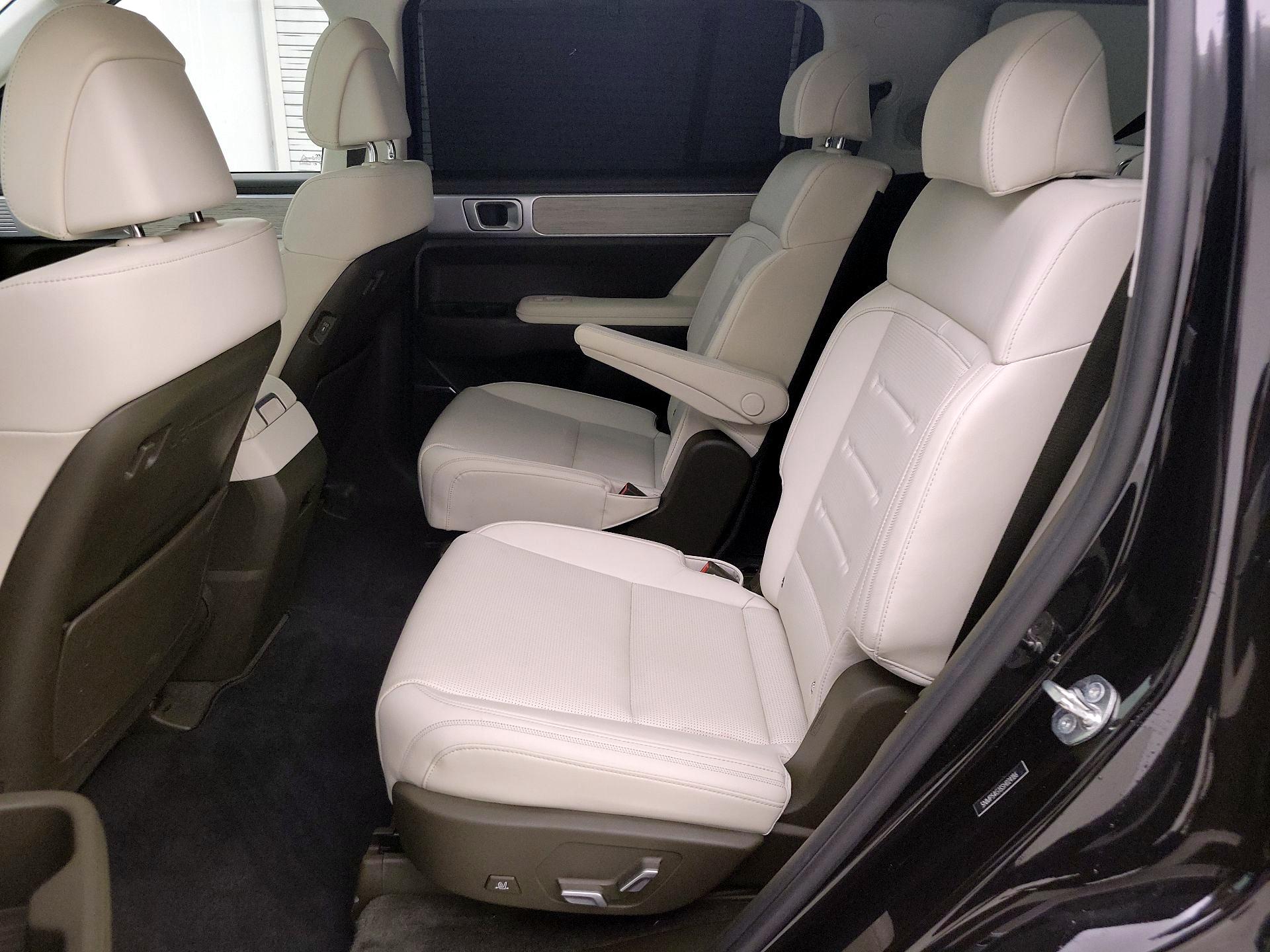 Thumbnail: 2025 Hyundai Santa Fe - 19