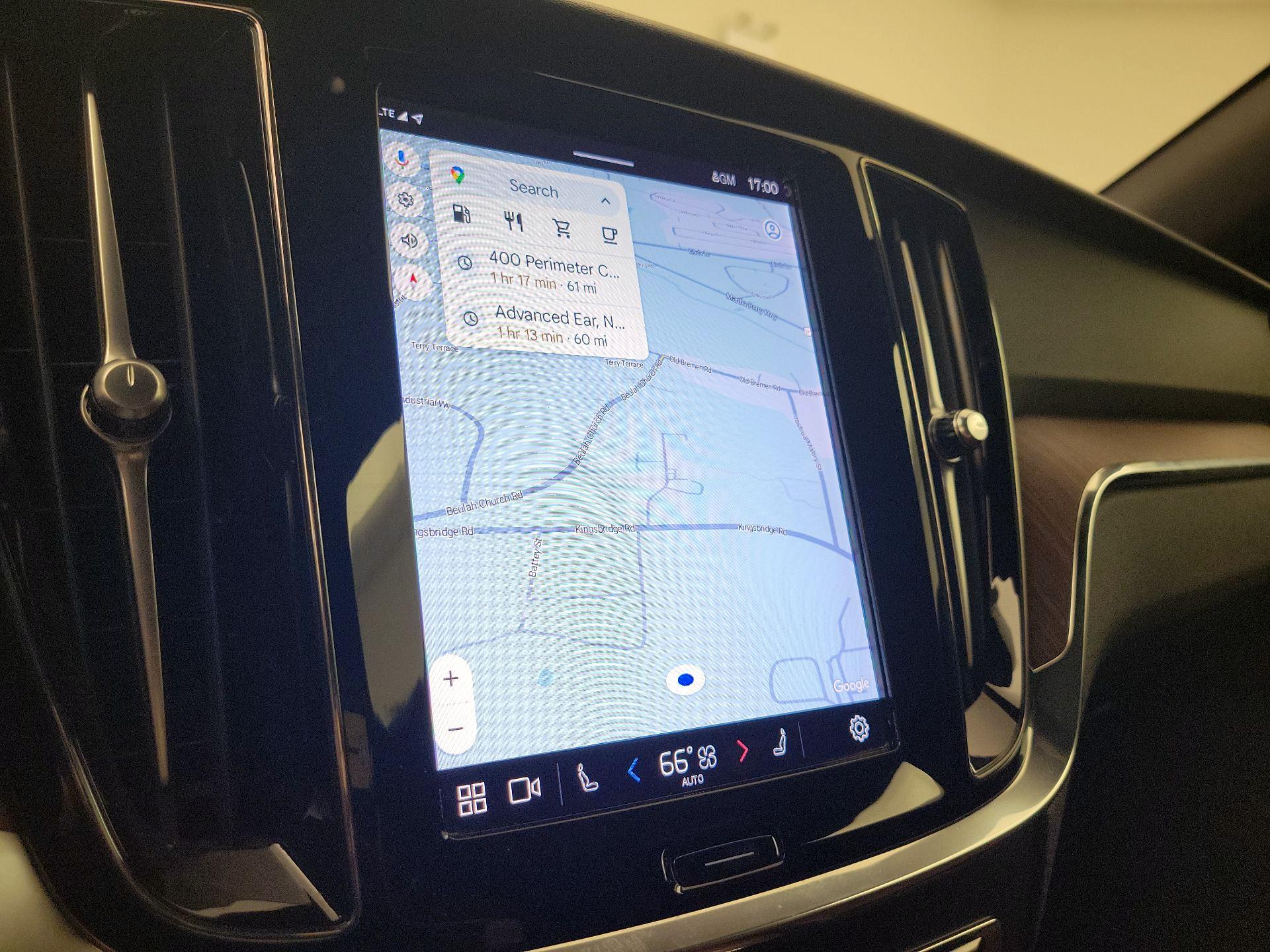 Thumbnail: 2024 Volvo S60 - 14