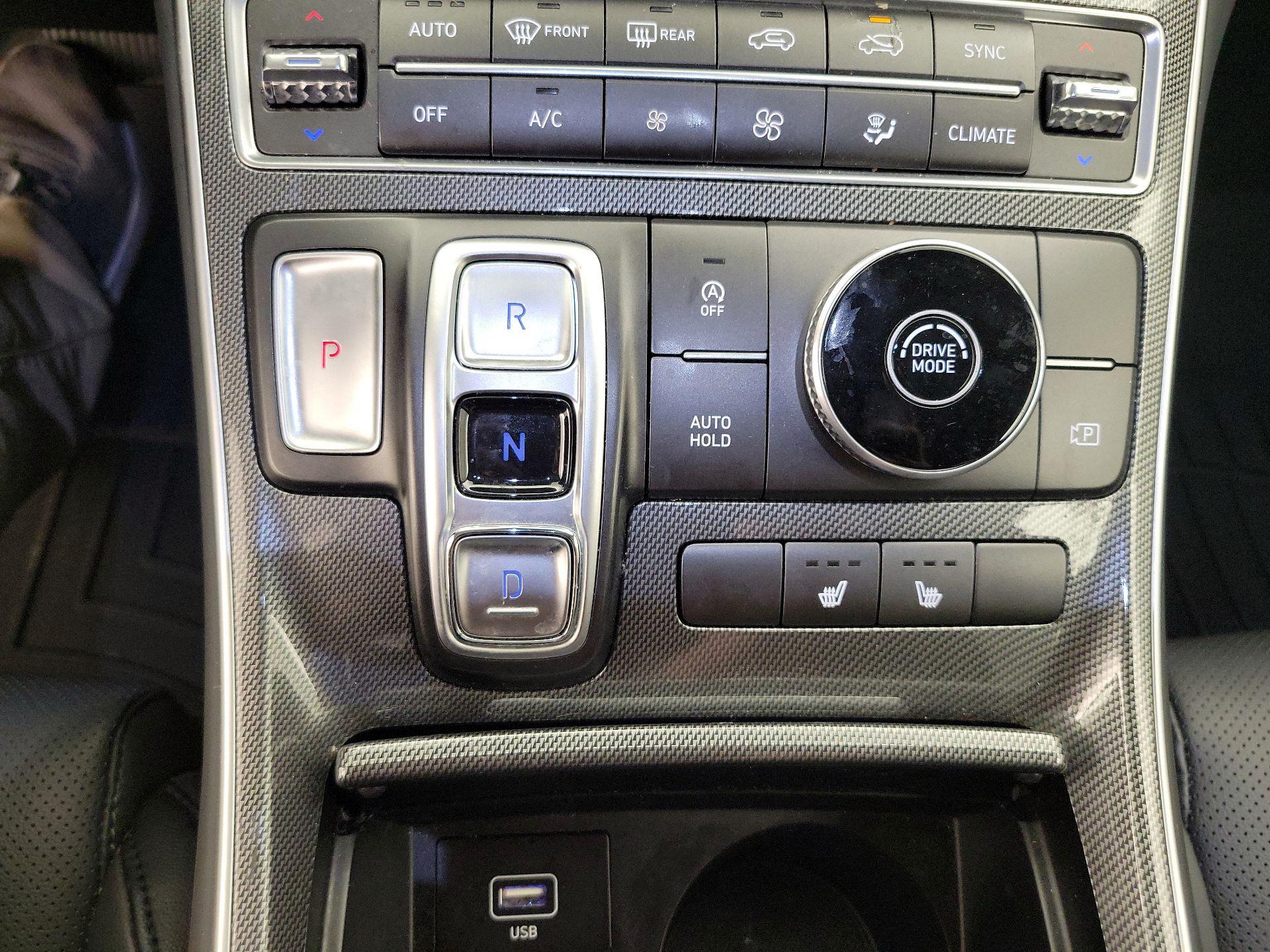 Thumbnail: 2023 Hyundai Santa Fe - 18