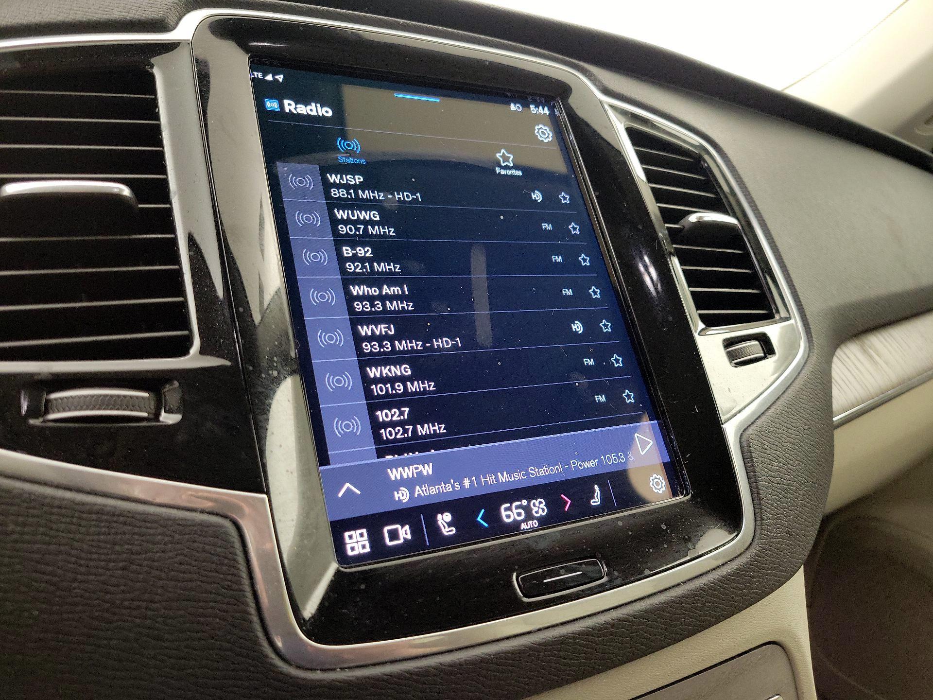 Thumbnail: 2024 Volvo XC90 - 16